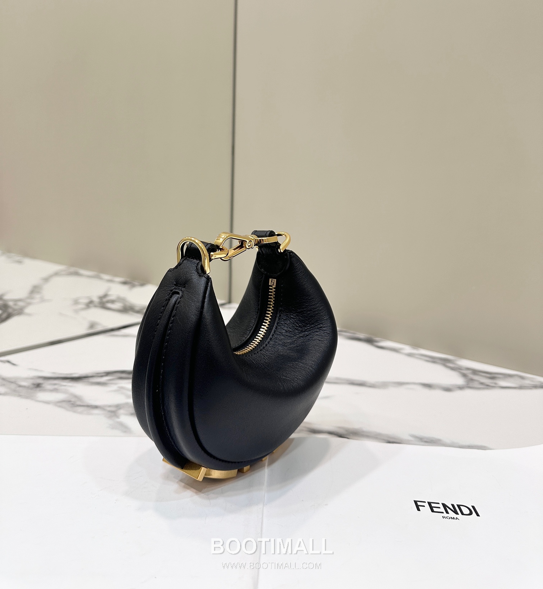 Fendi Fendigraphy Mini Cowhide Beige Shoulder Bag 펜디 그래피 미니 소가죽 베이지 숄더백 16.5cm 12