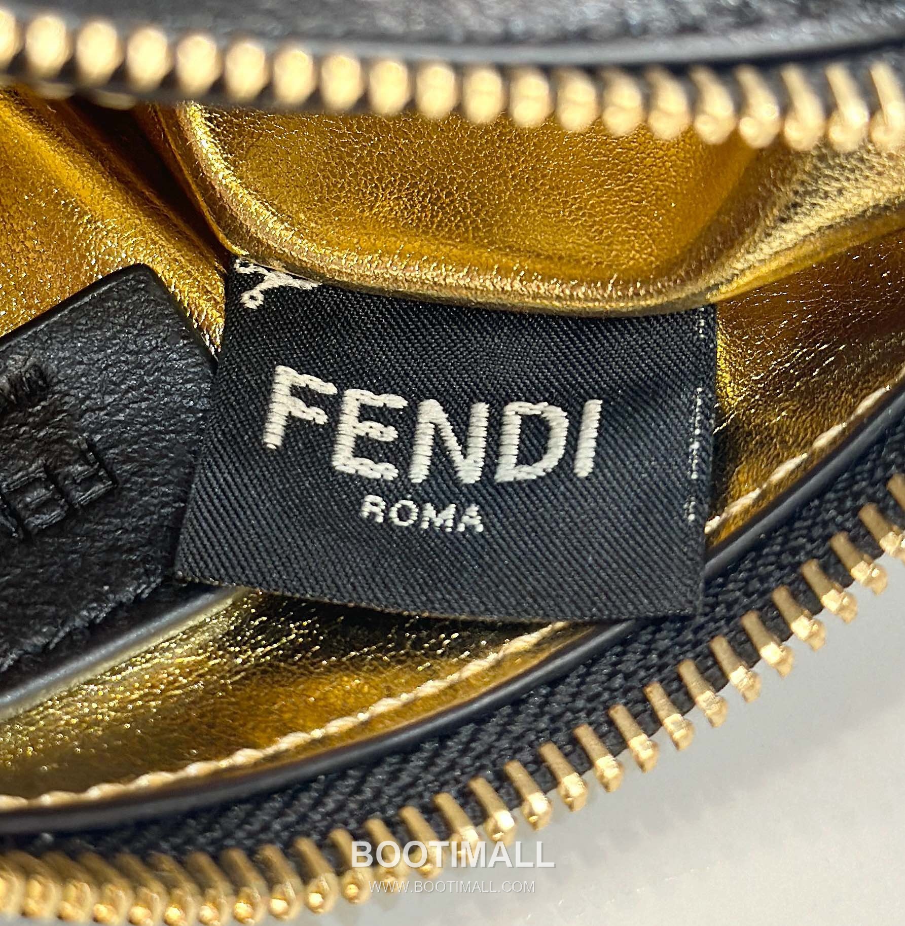 Fendi Fendigraphy Mini Cowhide Beige Shoulder Bag 펜디 그래피 미니 소가죽 베이지 숄더백 16.5cm 17