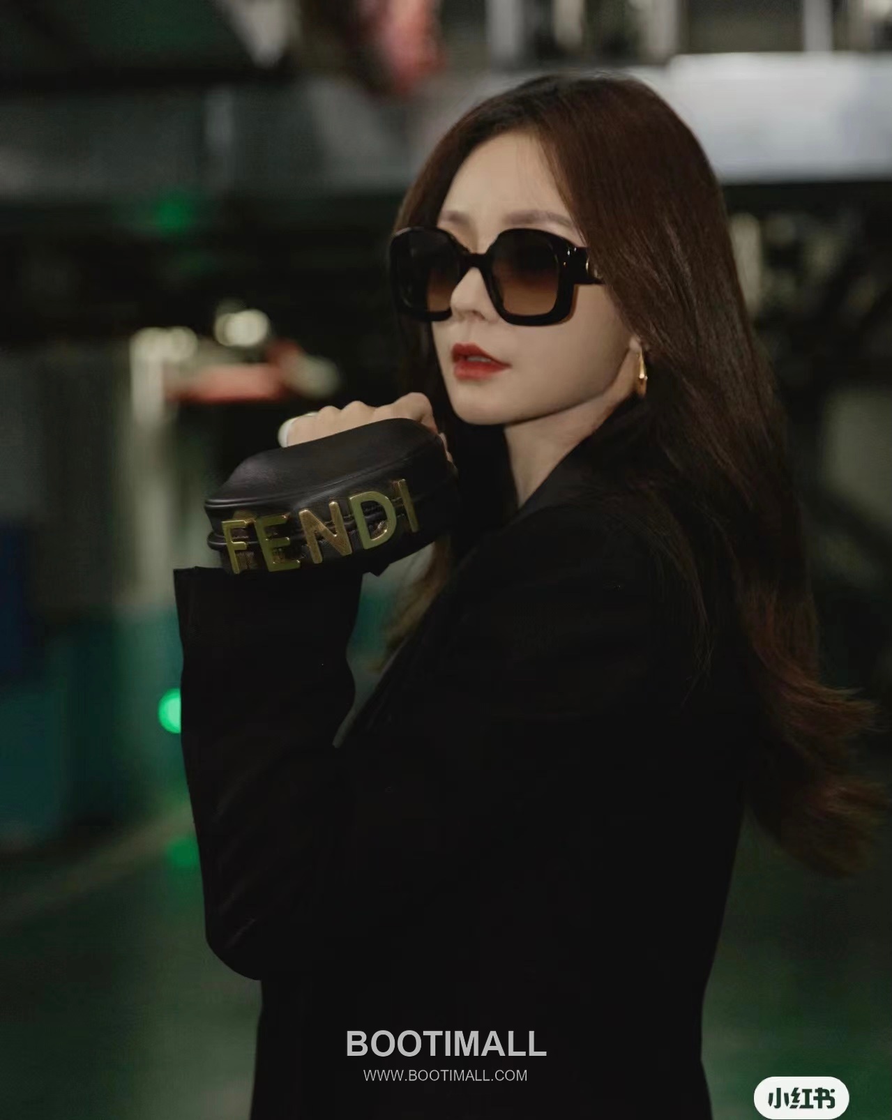 Fendi Fendigraphy Mini Cowhide Beige Shoulder Bag 펜디 그래피 미니 소가죽 베이지 숄더백 16.5cm 24