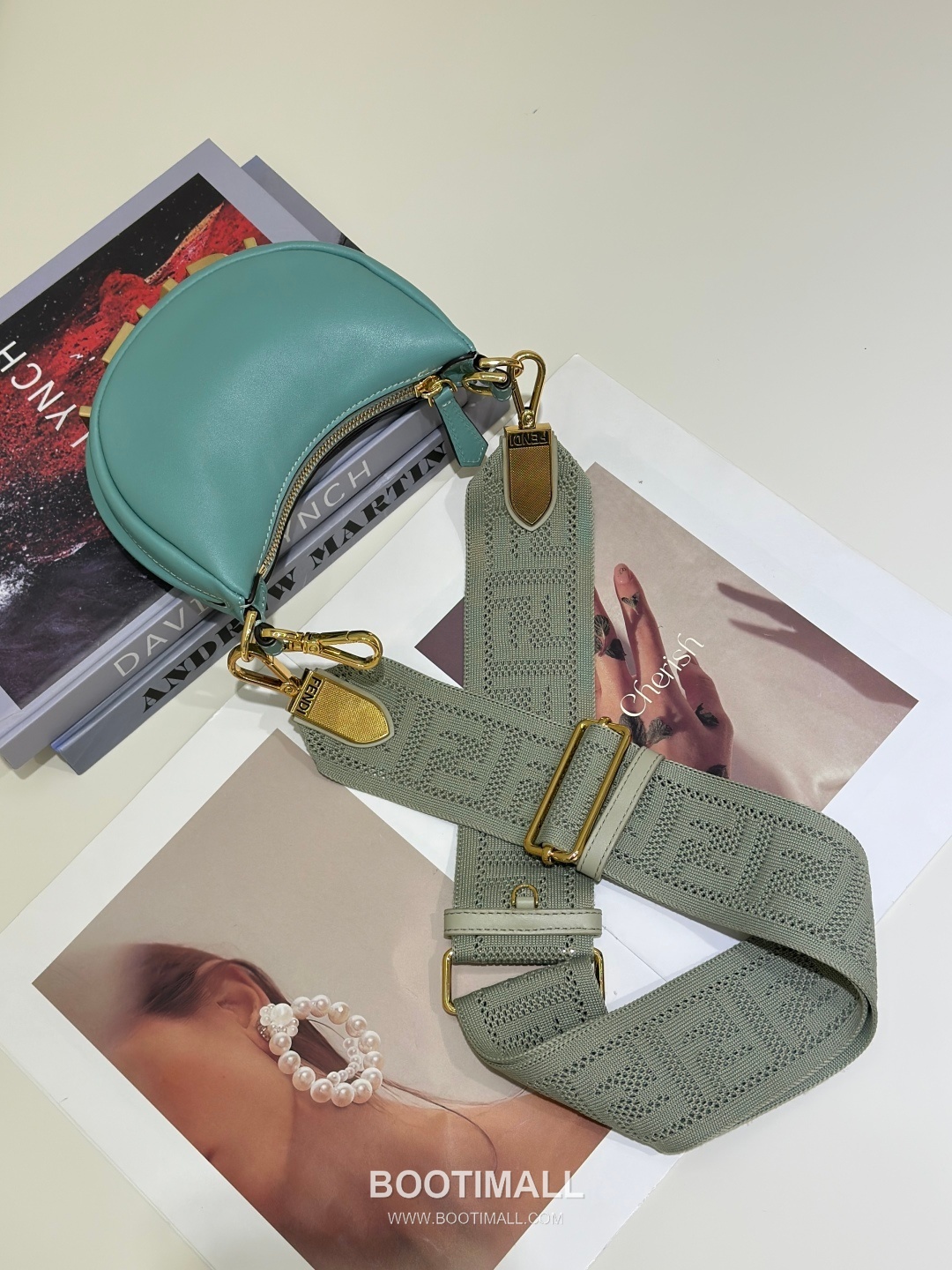 Fendi Fendigraphy Leather Shoulder Bag 펜디 펜디그래피 가죽 숄더백 16.5cm 2