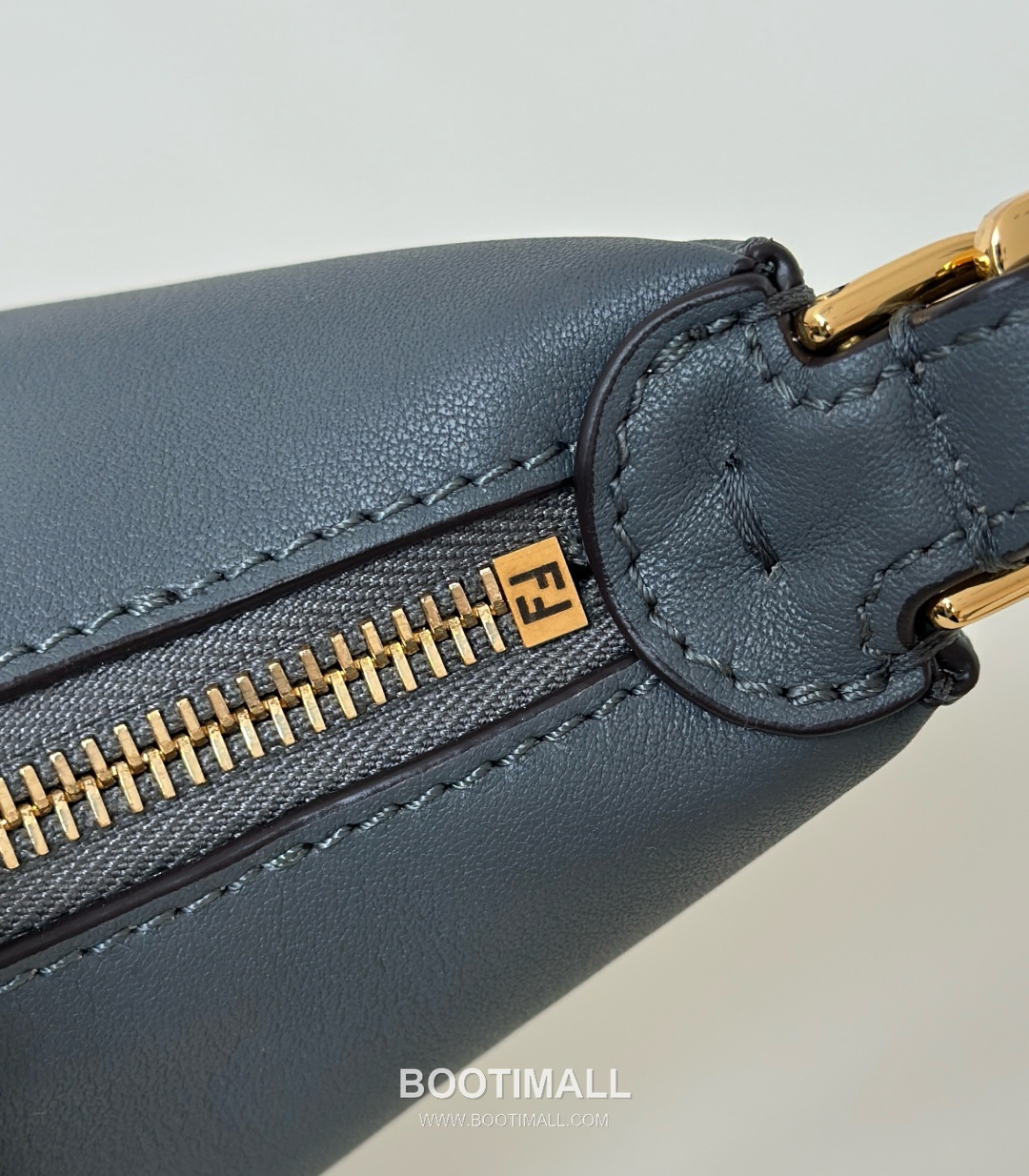 Fendi Fendigraphy Mini Soft Cowhide Shoulder Bag 펜디 그래피 미니 소프트 소가죽 숄더백 16.5cm 9