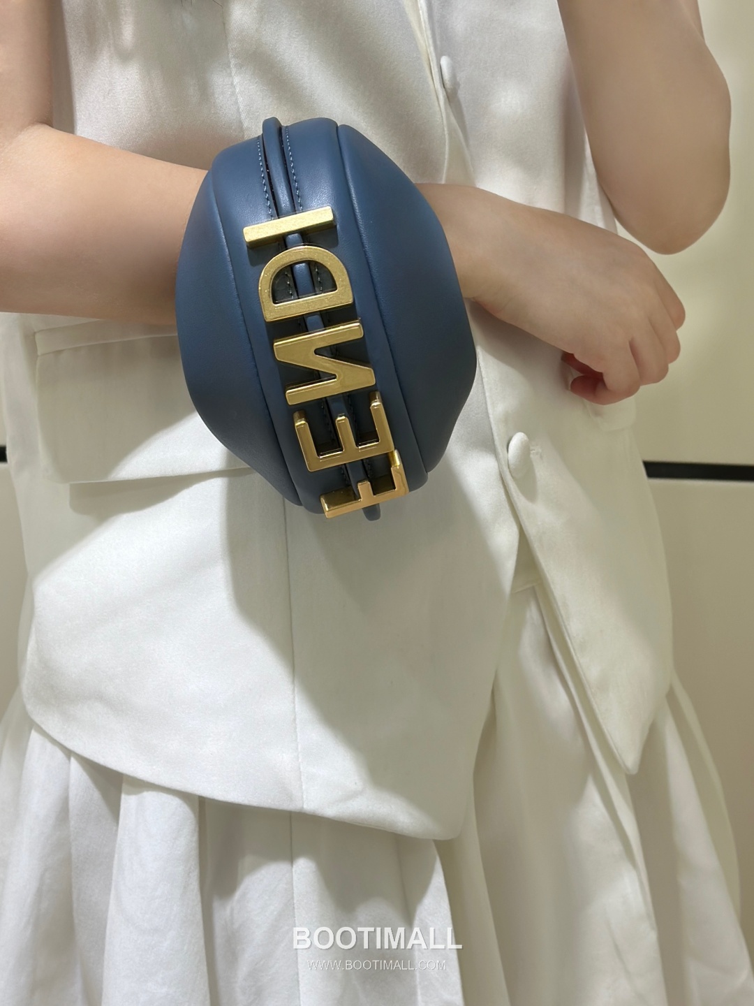 Fendi Fendigraphy Mini Calfskin Shoulder Bag 펜디 그래피 미니 카프스킨 숄더백 16.5cm 1