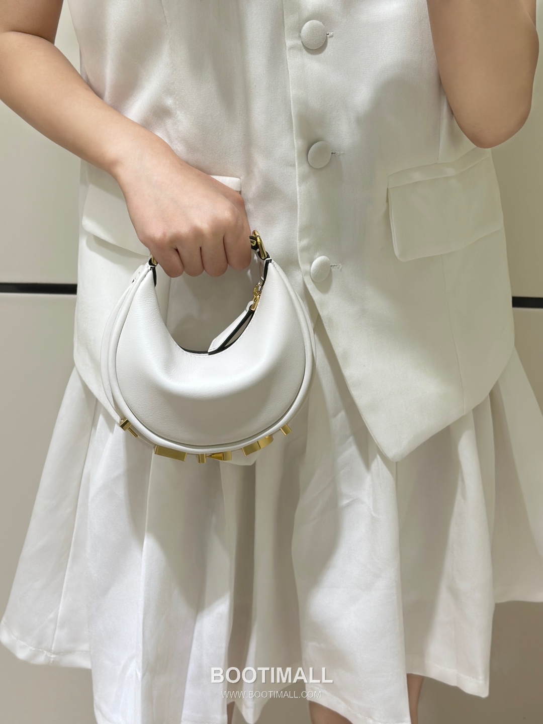 Fendi Fendigraphy Calfskin Mini Shoulder Bag 펜디 펜디그래피 송아지가죽 미니 숄더백 16.5cm 3