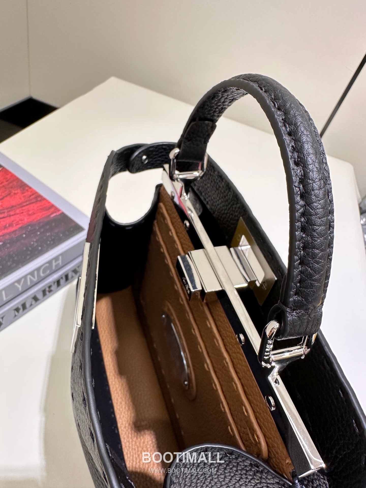 Fendi Peekaboo Small Calfskin Top Handle Bag 펜디 피카부 스몰 송아지가죽 탑핸들백 27cm 13