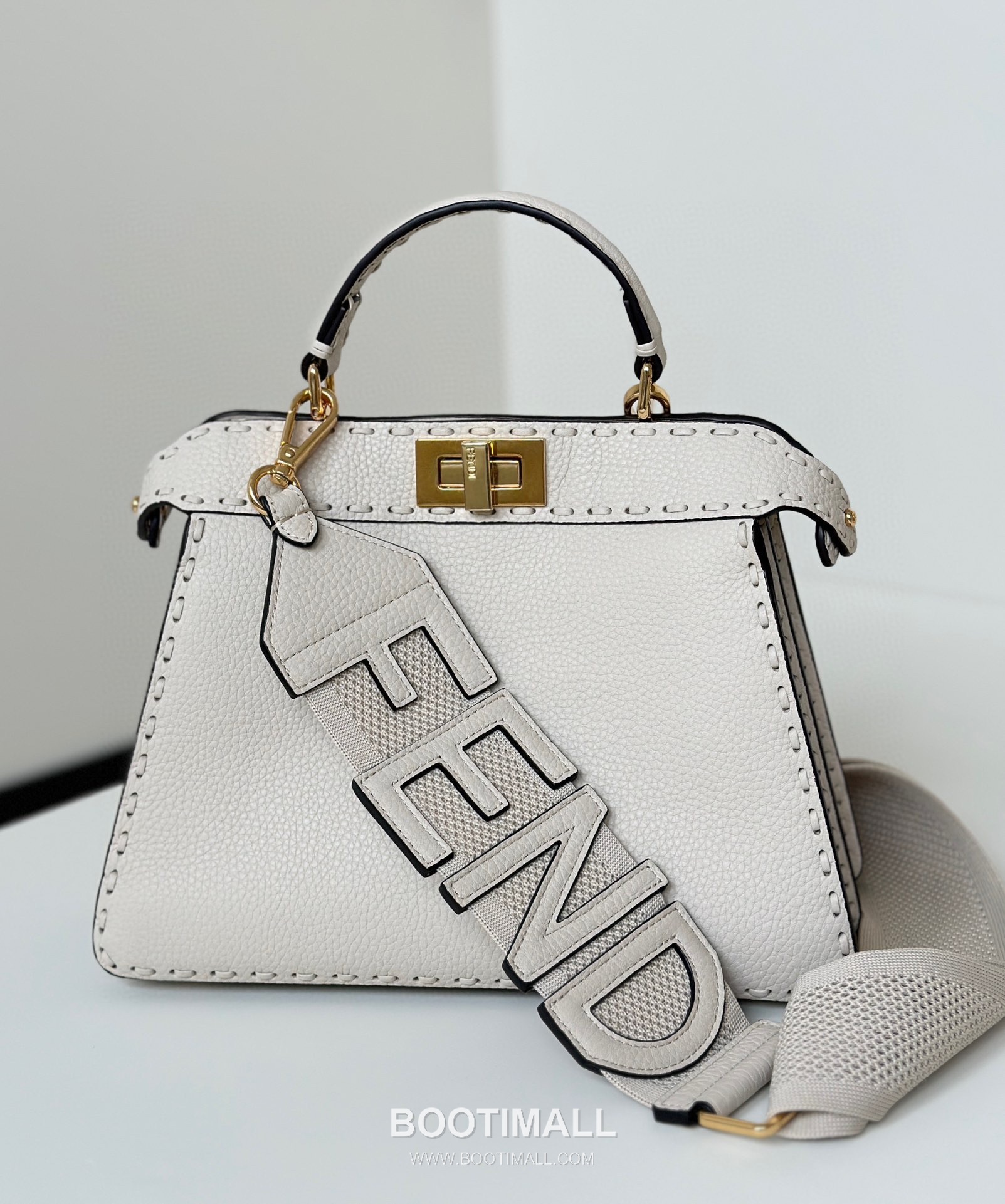Fendi Peekaboo Small Calfskin Top Handle Bag 펜디 피카부 스몰 카프스킨 탑핸들백 27cm 10