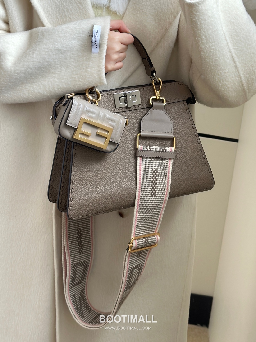 Fendi Peekaboo Small Calfskin Top Handle Bag 펜디 피카부 스몰 카프스킨 탑핸들백 27cm 3