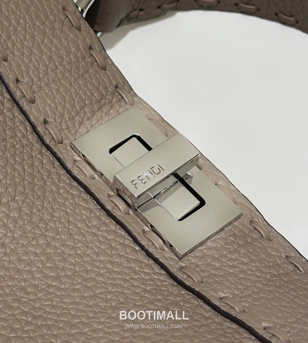 Fendi Peekaboo Small Calfskin Top Handle Bag 펜디 피카부 스몰 카프스킨 탑핸들백 27cm 7