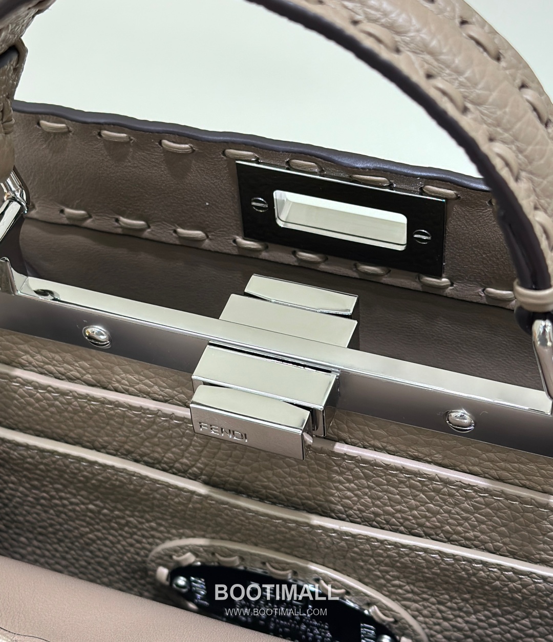 Fendi Peekaboo Small Calfskin Top Handle Bag 펜디 피카부 스몰 카프스킨 탑핸들백 27cm 8