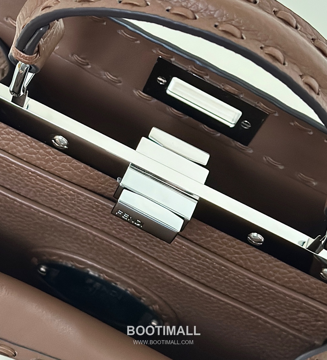 Fendi Peekaboo Small Calfskin Top Handle Bag 펜디 피카부 스몰 송아지가죽 탑핸들백 27cm 10