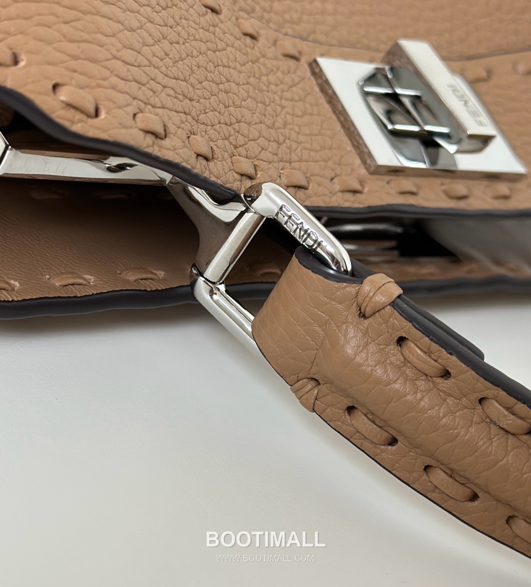 Fendi Peekaboo Small Calfskin Top Handle Bag 펜디 피카부 스몰 송아지가죽 탑핸들백 27cm 8