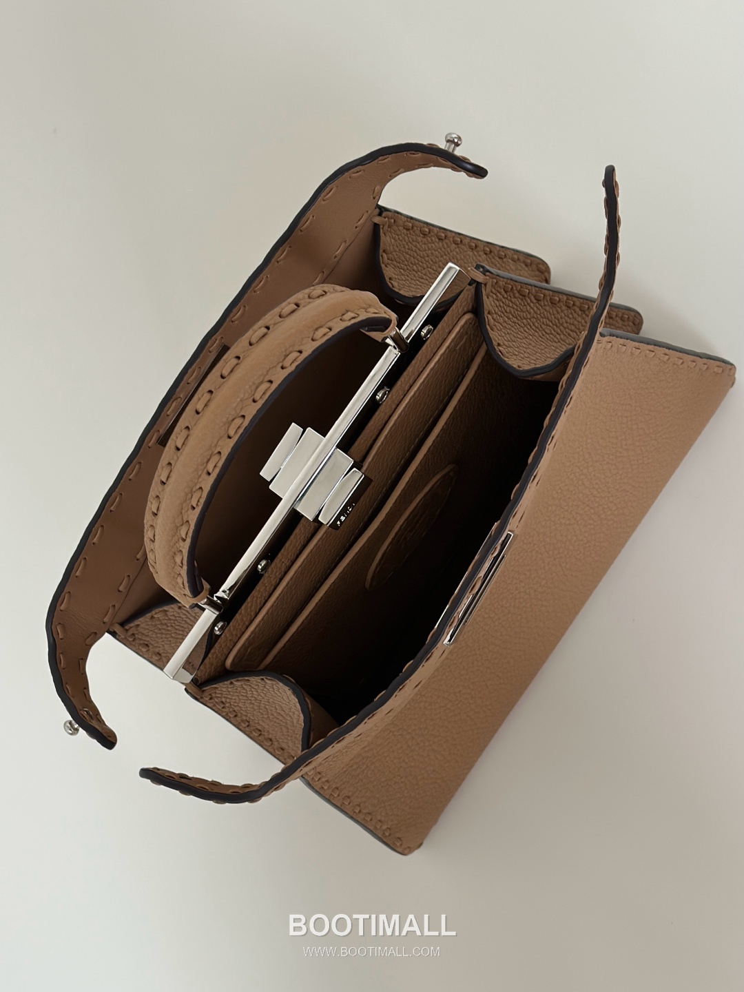 Fendi Peekaboo Small Calfskin Top Handle Bag 펜디 피카부 스몰 송아지가죽 탑핸들백 27cm 12