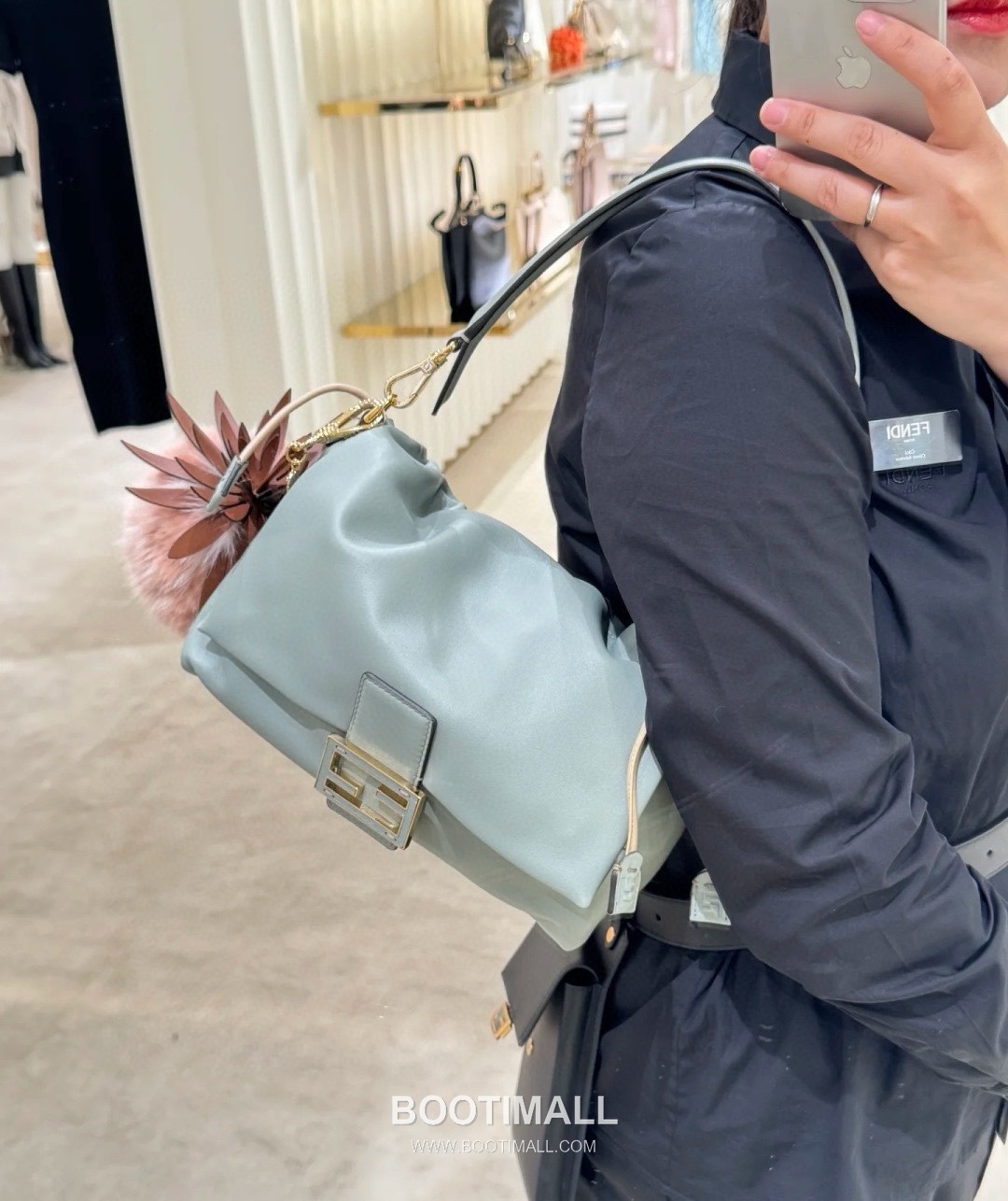 Fendi Mamma Baguette Large Lambskin Green Shoulder Bag 펜디 맘마 바게트 라지 램스킨 그린 숄더백 32cm 3