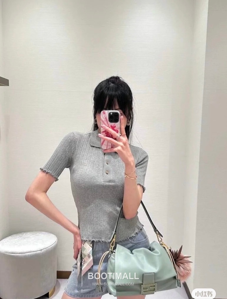 Fendi Mamma Baguette Large Lambskin Green Shoulder Bag 펜디 맘마 바게트 라지 램스킨 그린 숄더백 32cm 23