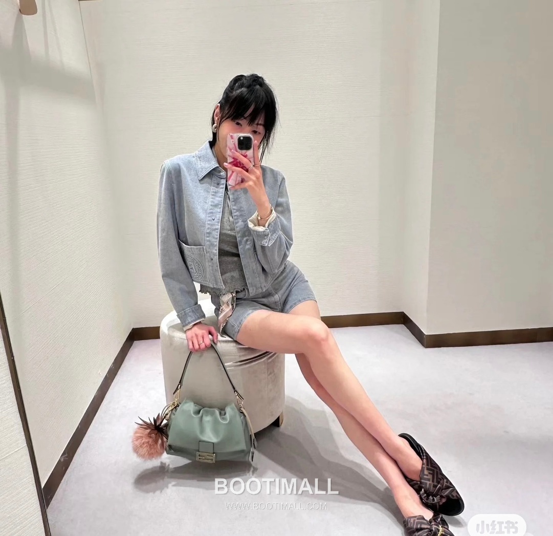 Fendi Mamma Baguette Large Lambskin Green Shoulder Bag 펜디 맘마 바게트 라지 램스킨 그린 숄더백 32cm 25