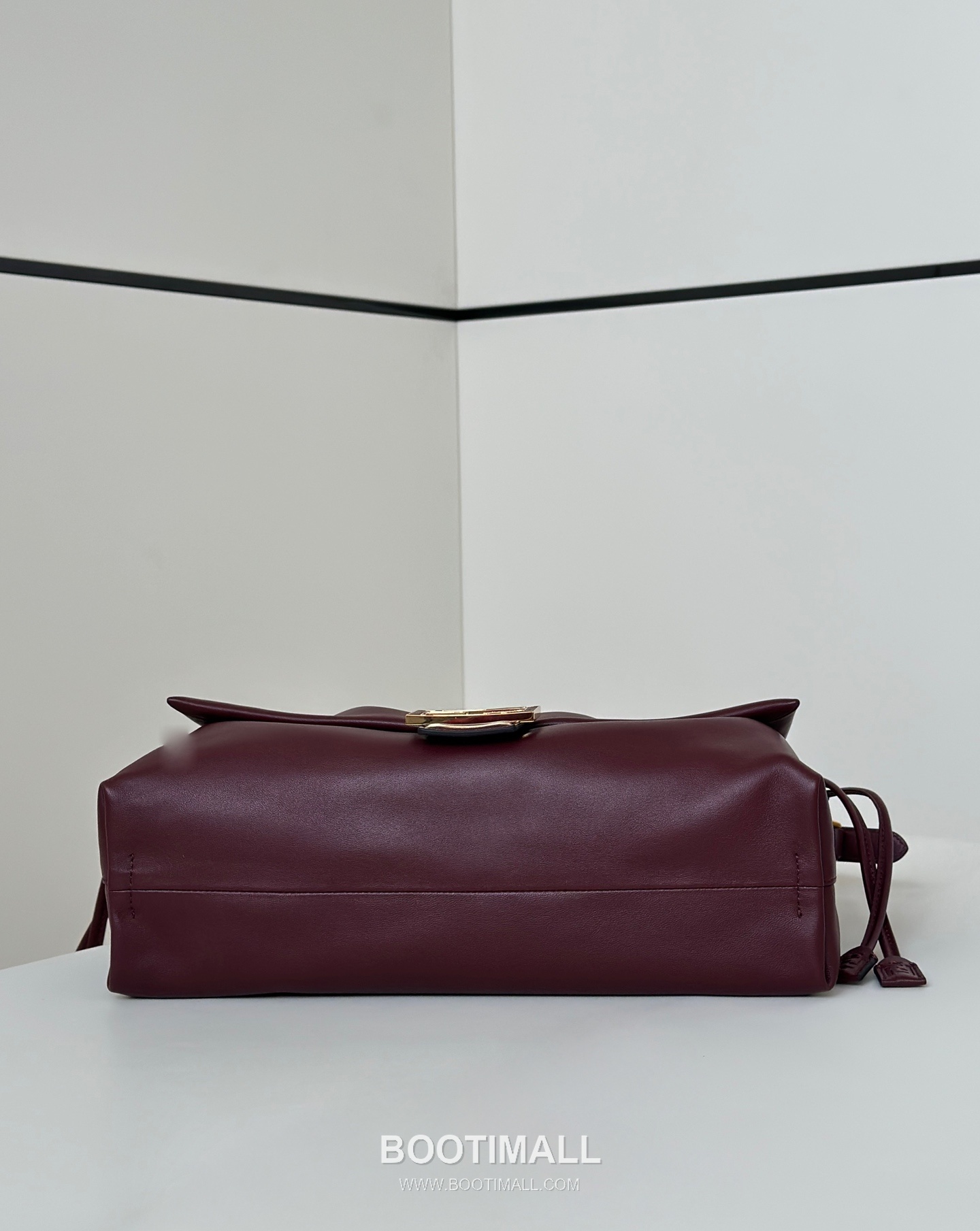 Fendi Mamma Baguette Large Lambskin Shoulder Bag 펜디 맘마 바게트 라지 램스킨 숄더백 32cm 8