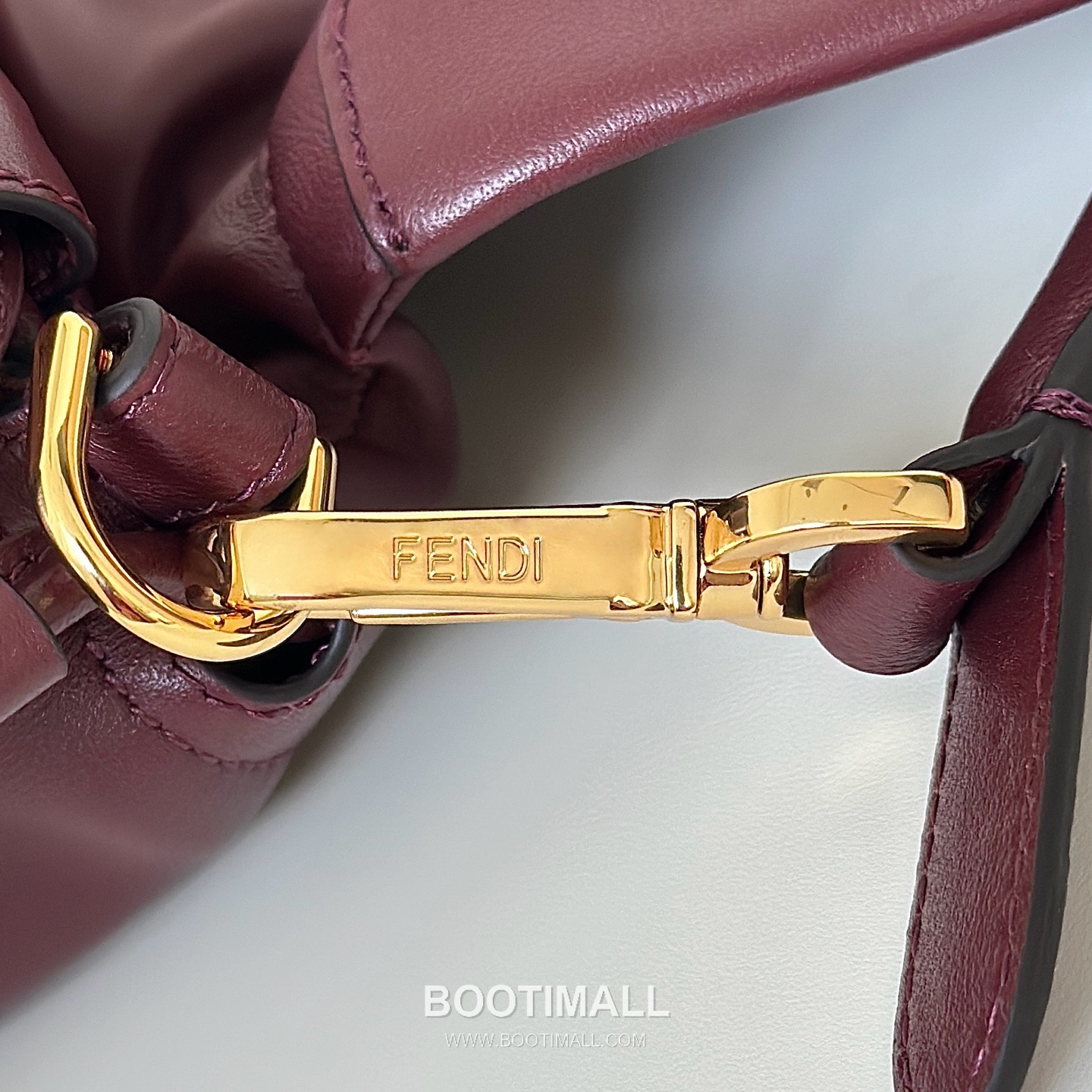 Fendi Mamma Baguette Large Lambskin Shoulder Bag 펜디 맘마 바게트 라지 램스킨 숄더백 32cm 11