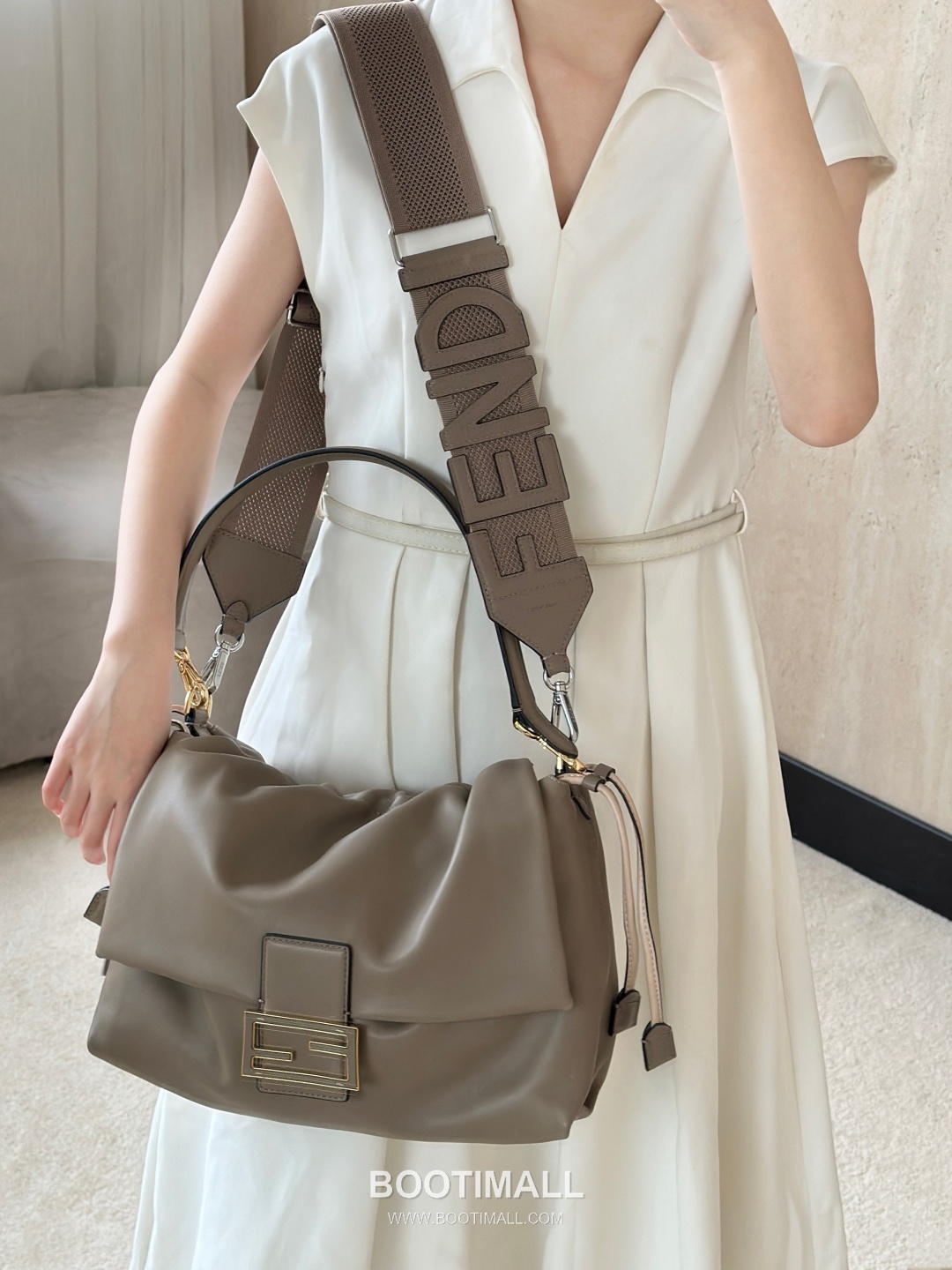 Fendi Mamma Baguette Large Lambskin Green Shoulder Bag 펜디 맘마 바게트 라지 램스킨 그린 숄더백 32cm 3