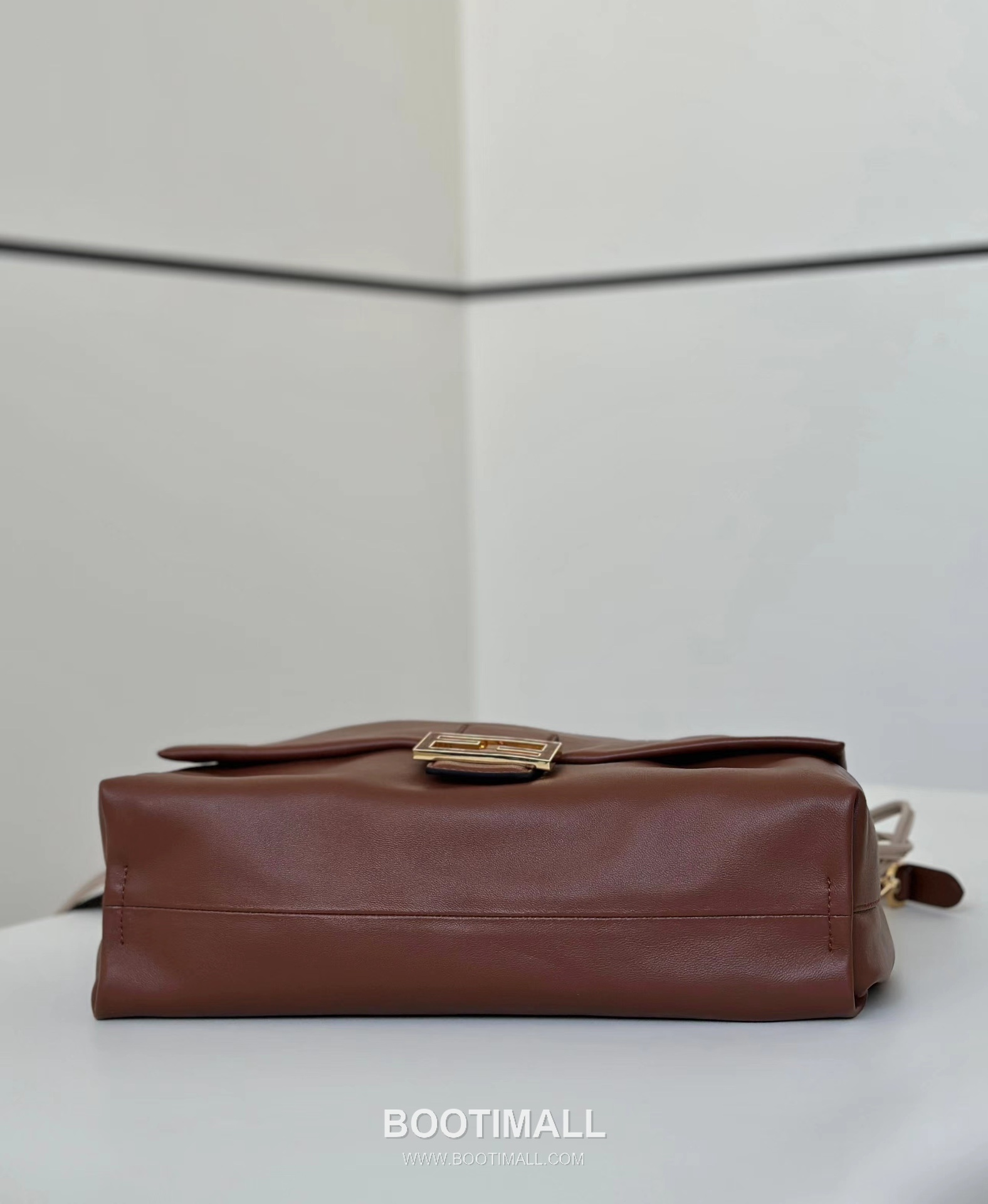 Fendi Mamma Baguette Large Lambskin Green Shoulder Bag 펜디 맘마 바게트 라지 램스킨 그린 숄더백 32cm 8