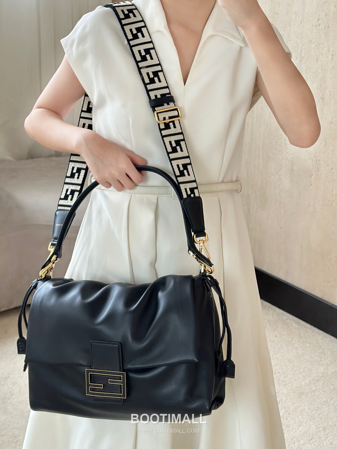 Fendi Mamma Baguette Large Lambskin Green Shoulder Bag 펜디 맘마 바게트 라지 램스킨 그린 숄더백 32cm 3