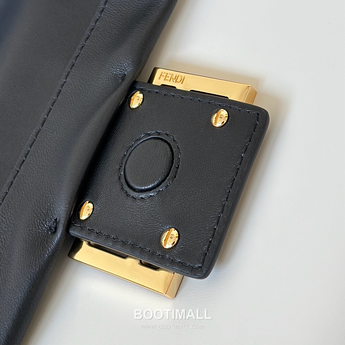 Fendi Mamma Baguette Large Lambskin Green Shoulder Bag 펜디 맘마 바게트 라지 램스킨 그린 숄더백 32cm 10