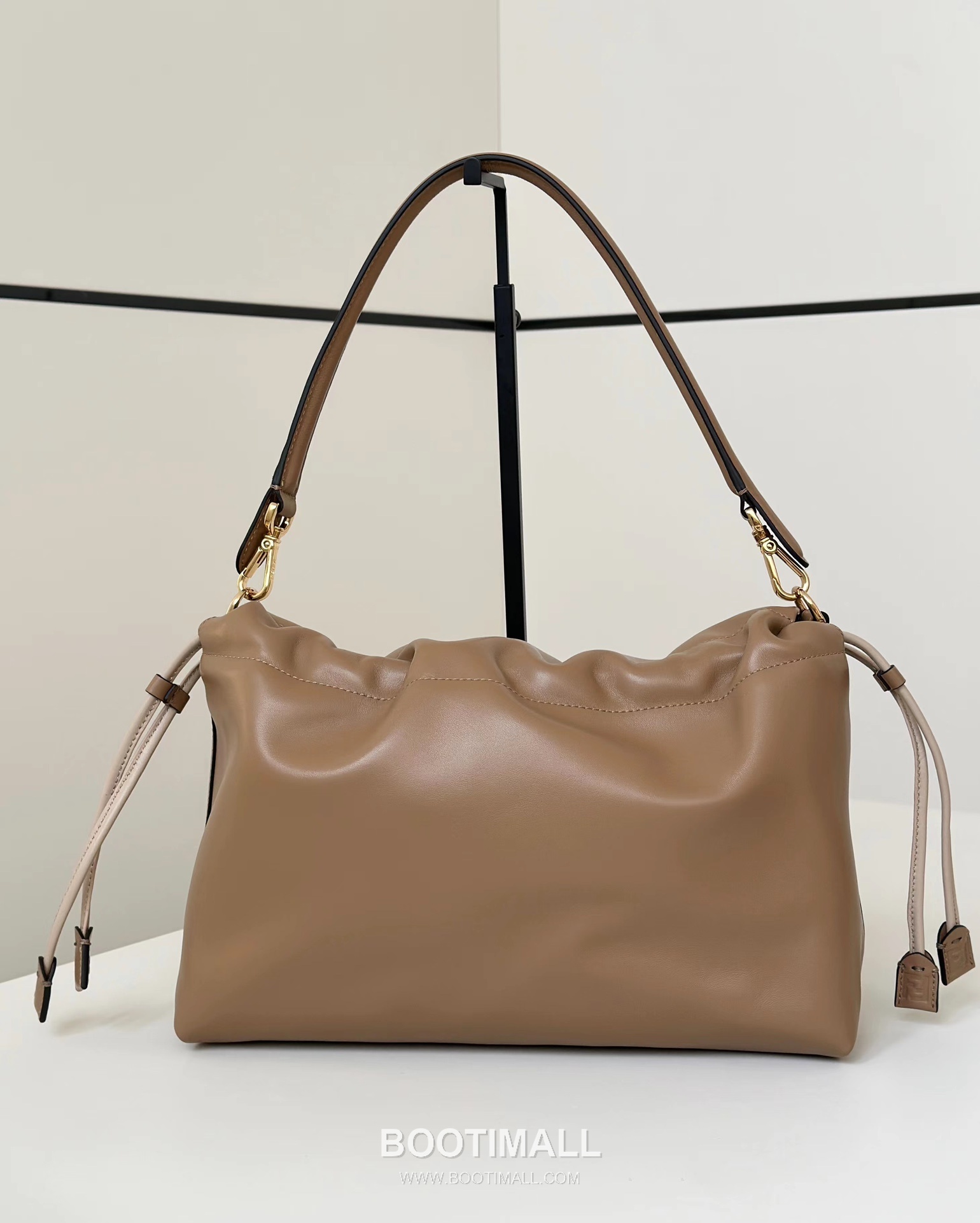 Fendi Mamma Baguette Large Lambskin Green Shoulder Bag 펜디 맘마 바게트 라지 램스킨 그린 숄더백 32cm 8