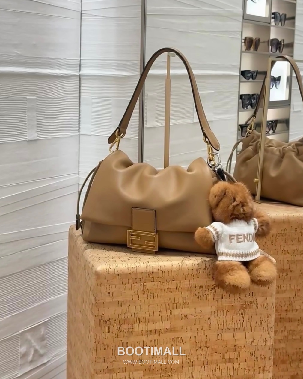 Fendi Mamma Baguette Large Lambskin Green Shoulder Bag 펜디 맘마 바게트 라지 램스킨 그린 숄더백 32cm 16