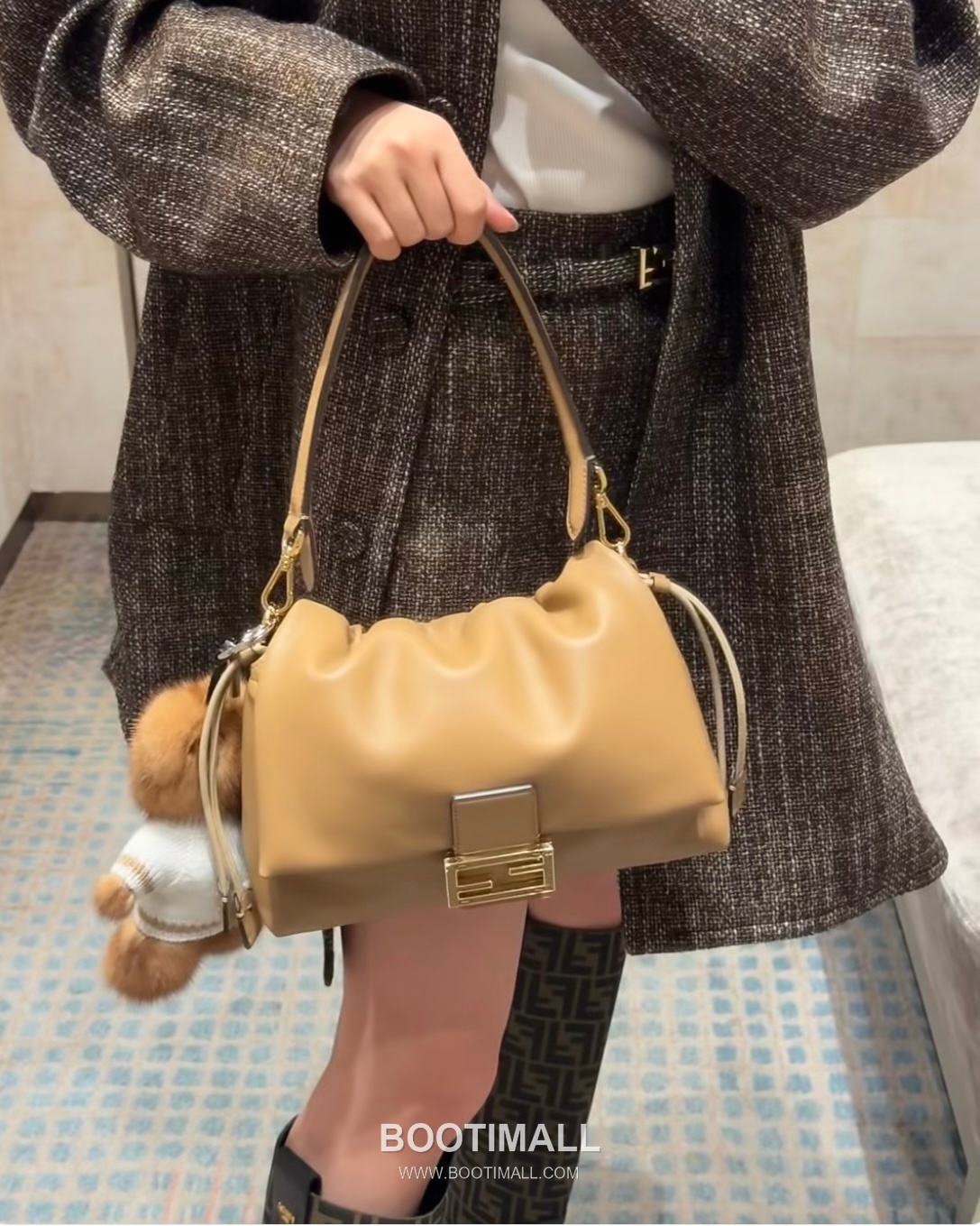 Fendi Mamma Baguette Large Lambskin Green Shoulder Bag 펜디 맘마 바게트 라지 램스킨 그린 숄더백 32cm 20