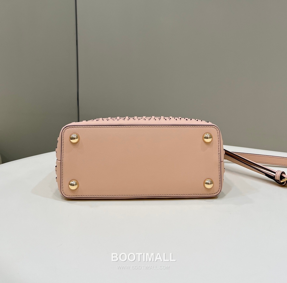 Fendi Peekaboo Woven Lambskin Top Handle Bag 펜디 피카부 위빙 램스킨 탑핸들백 24cm 9