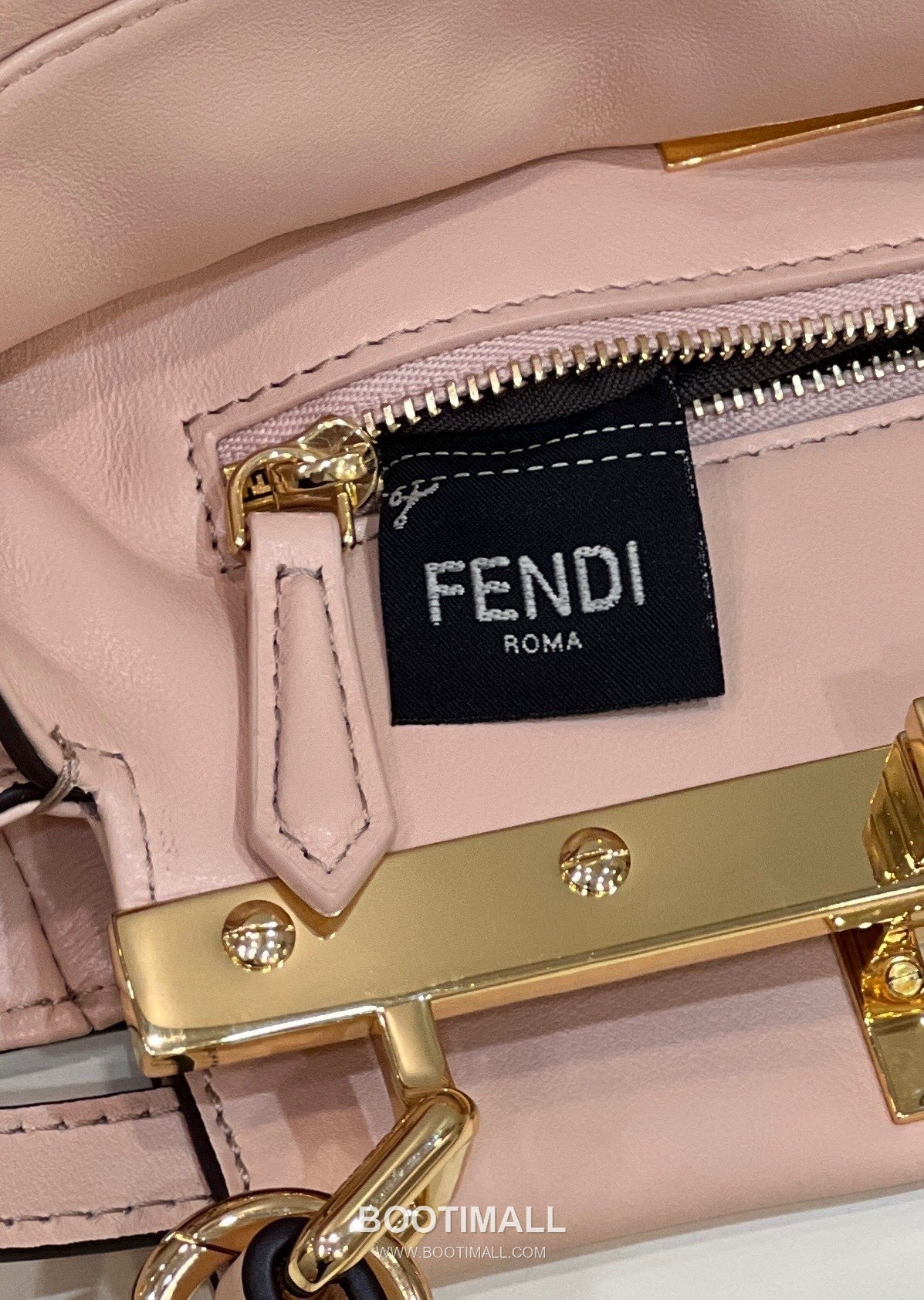Fendi Peekaboo Woven Lambskin Top Handle Bag 펜디 피카부 위빙 램스킨 탑핸들백 24cm 11