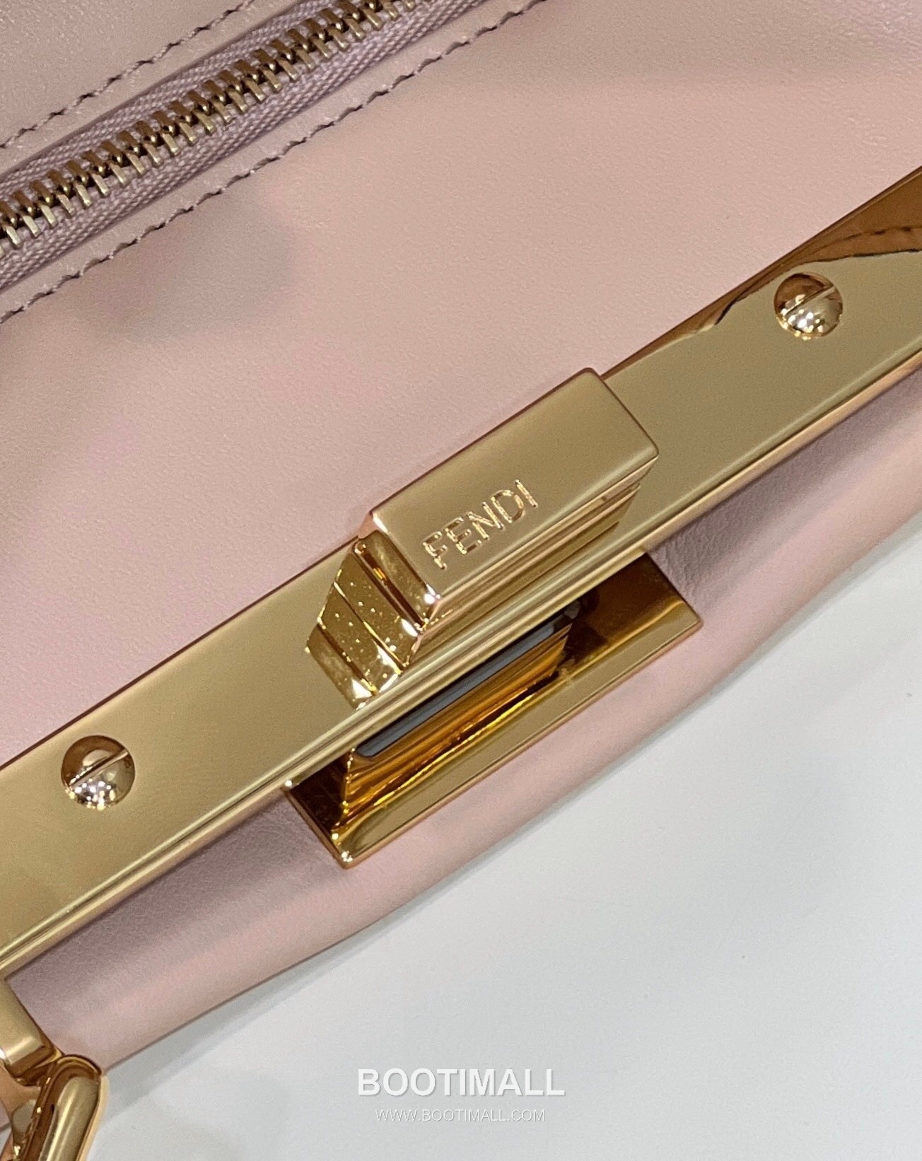 Fendi Peekaboo Woven Lambskin Top Handle Bag 펜디 피카부 위빙 램스킨 탑핸들백 24cm 12