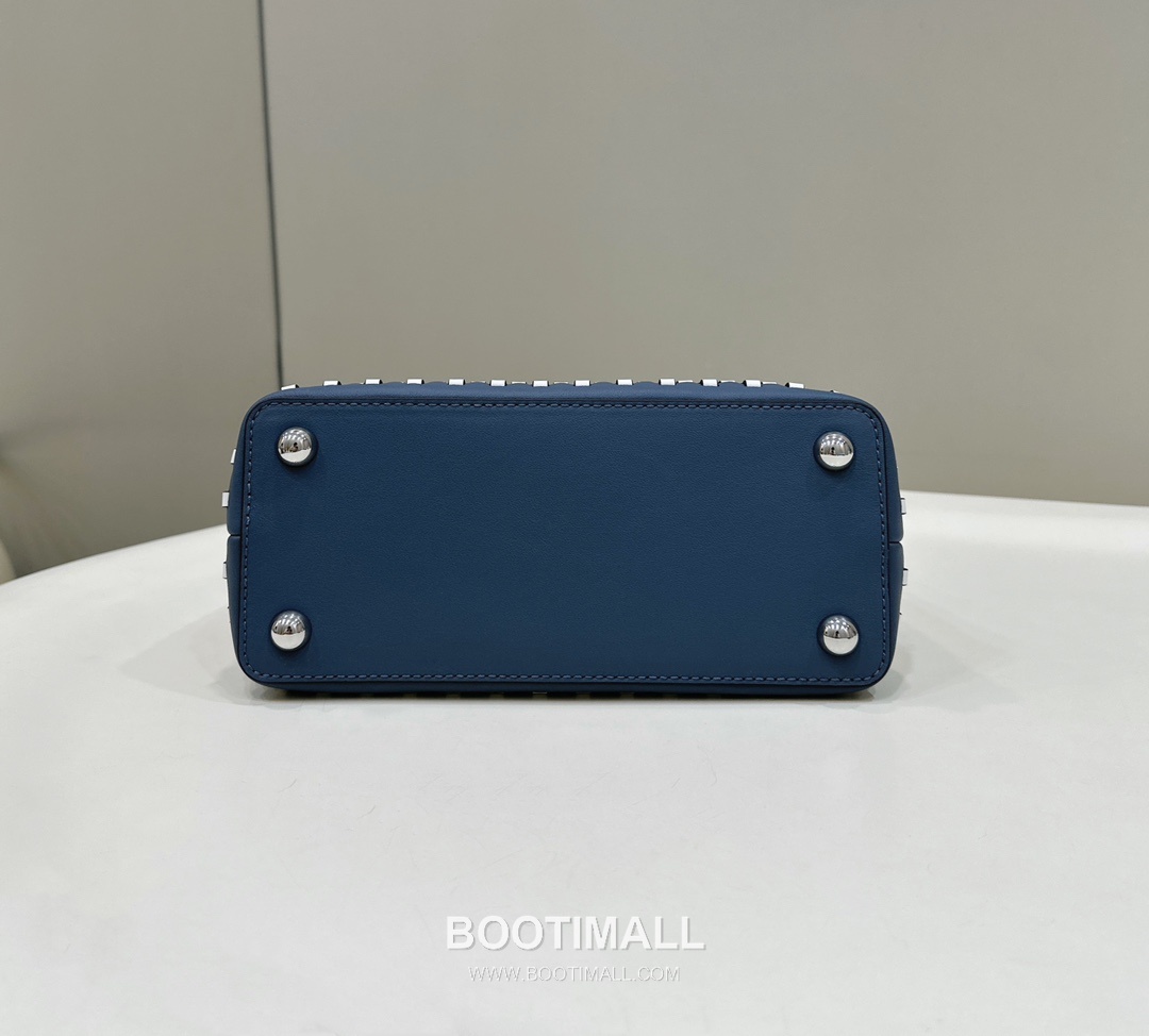 Fendi Iconic Peekaboo Small Woven Calf Leather Blue Top Handle Bag 펜디 아이코닉 피카부 스몰 위븐 카프 레더 블루 탑핸들백 24cm 9