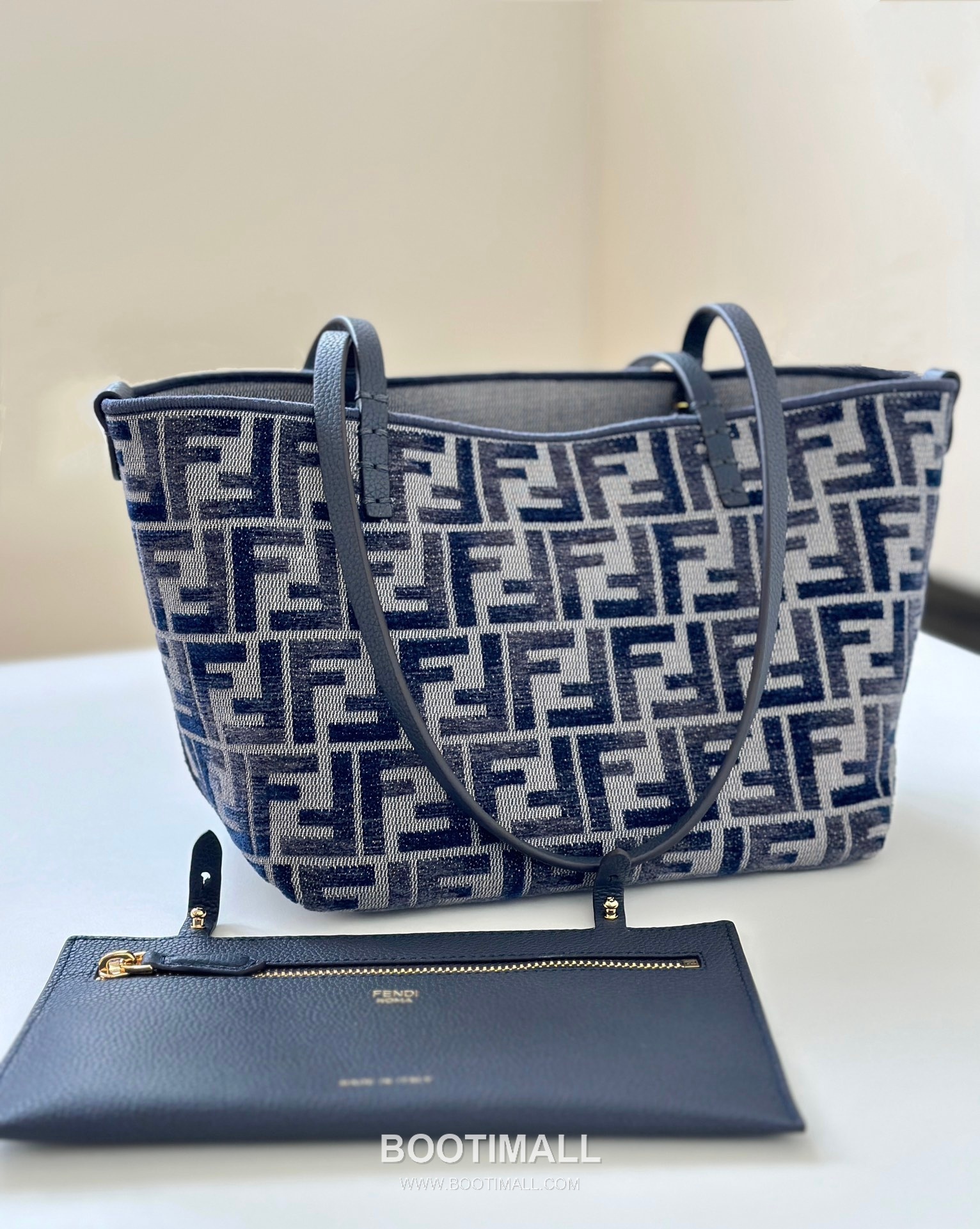 Fendi Roll Reversible FF Denim Blue Tote Bag 펜디 롤 리버서블 FF 데님 블루 토트백 24cm 5