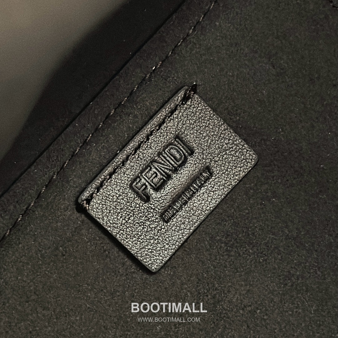 Fendi Origami FF Gradient Calfskin Convertible Tote Bag 펜디 오리가미 FF 그라데이션 송아지가죽 컨버터블 토트백 15cm 17