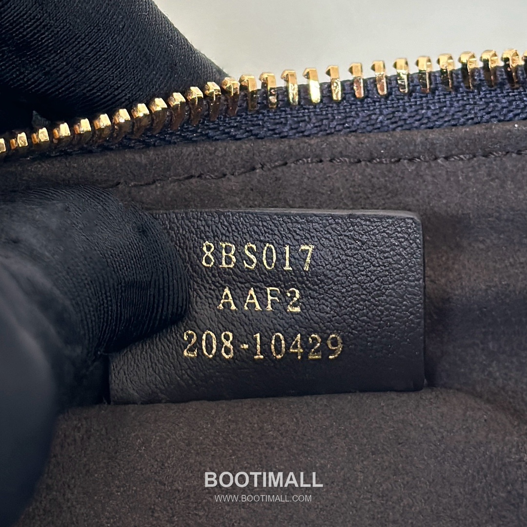 Fendi FF Gradient Calfskin Zip Clutch Bag 펜디 FF 그라데이션 송아지가죽 집 클러치백 25cm 14