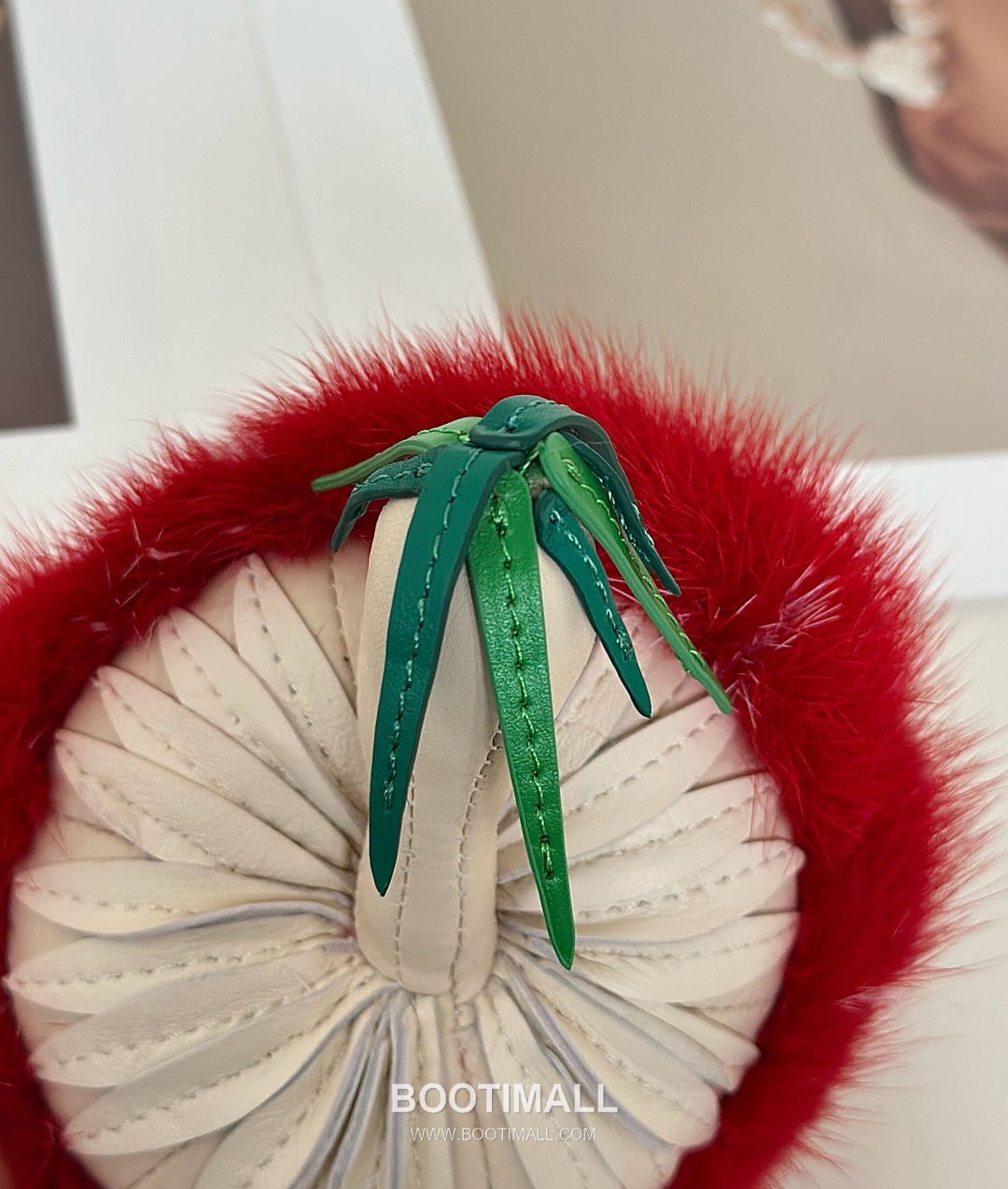 Fendi Mushroom Fur Charm Mink Brown Bag 펜디 머쉬룸 퍼 참 밍크 브라운 백 12cm 11