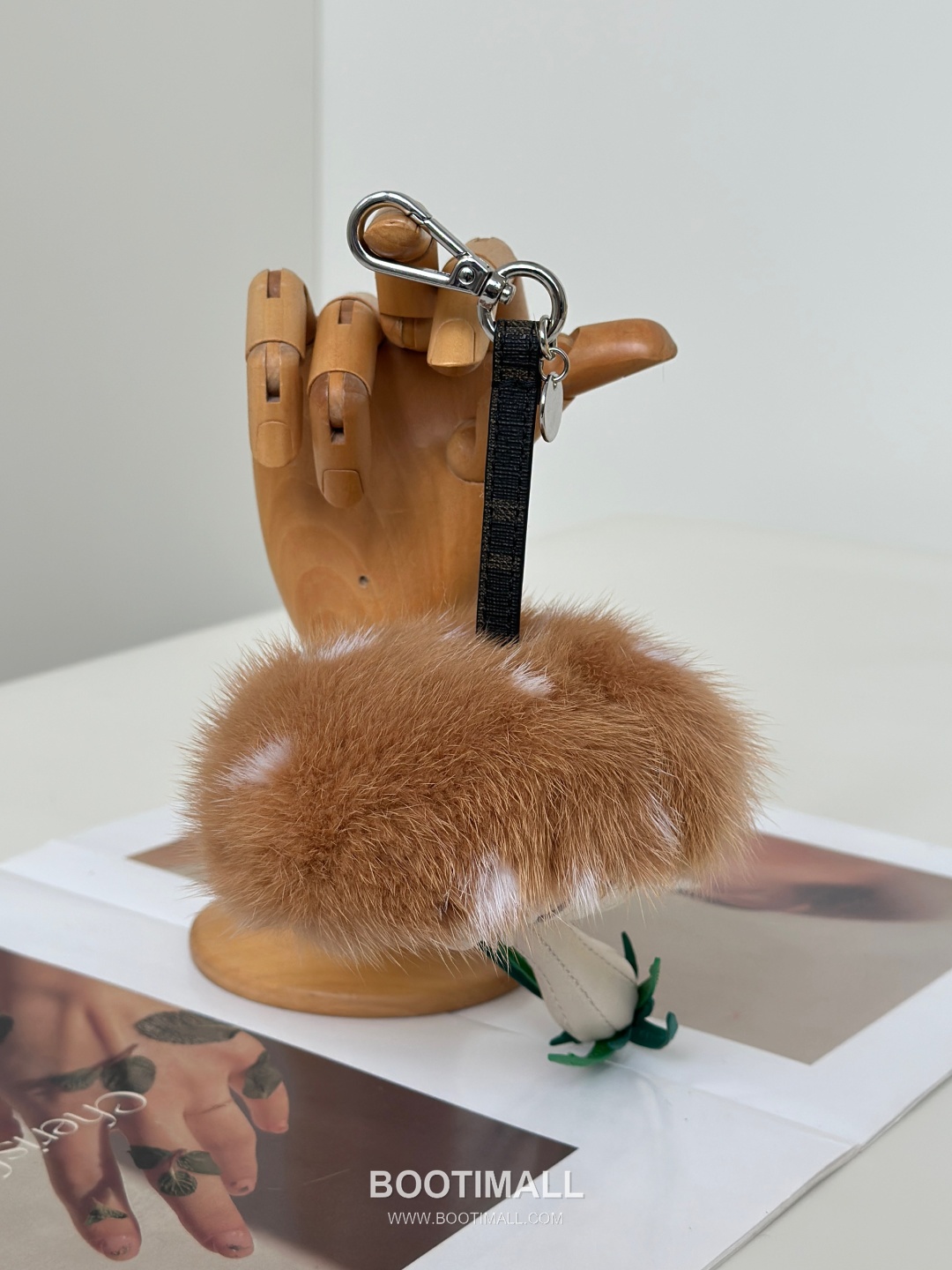 Fendi Mushroom Fur Charm Mink Brown Bag 펜디 머쉬룸 퍼 참 밍크 브라운 백 12cm 7