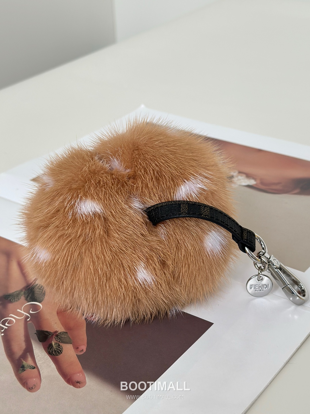 Fendi Mushroom Fur Charm Mink Brown Bag 펜디 머쉬룸 퍼 참 밍크 브라운 백 12cm 10
