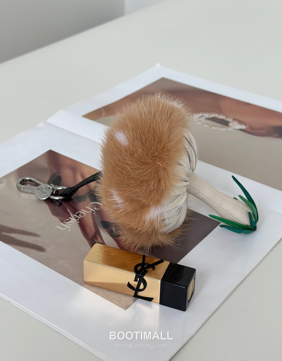 Fendi Mushroom Fur Charm Mink Brown Bag 펜디 머쉬룸 퍼 참 밍크 브라운 백 12cm 14