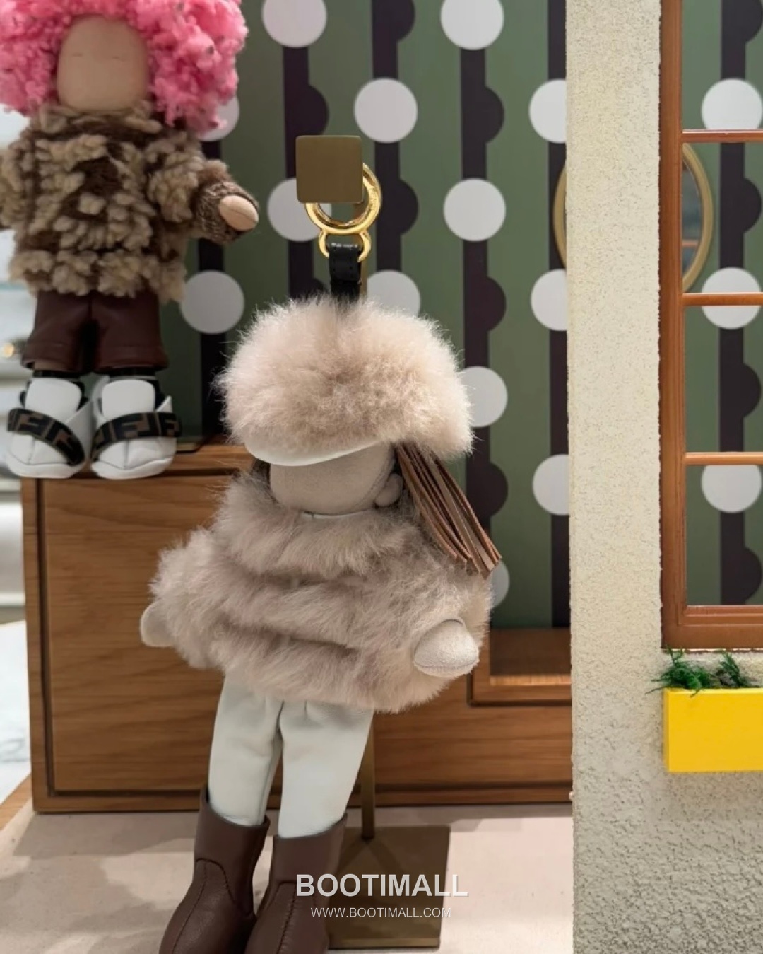 Fendi Silvia Doll Charm Mink Fur Black Bag 펜디 실비아 인형 참 밍크 퍼 블랙 백 18cm 3