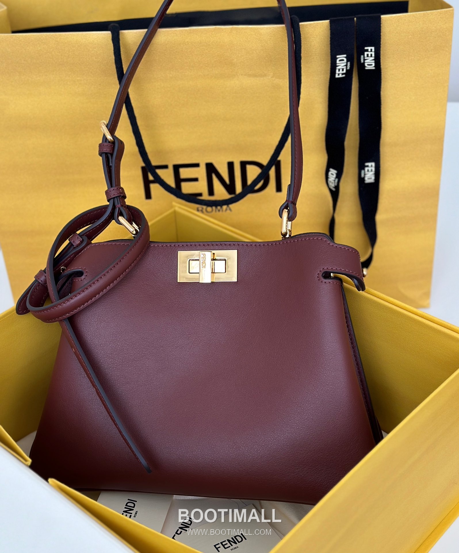 Fendi Peekaboo Small Calfskin Top Handle Bag 펜디 피카부 스몰 카프스킨 탑핸들백 29cm 6