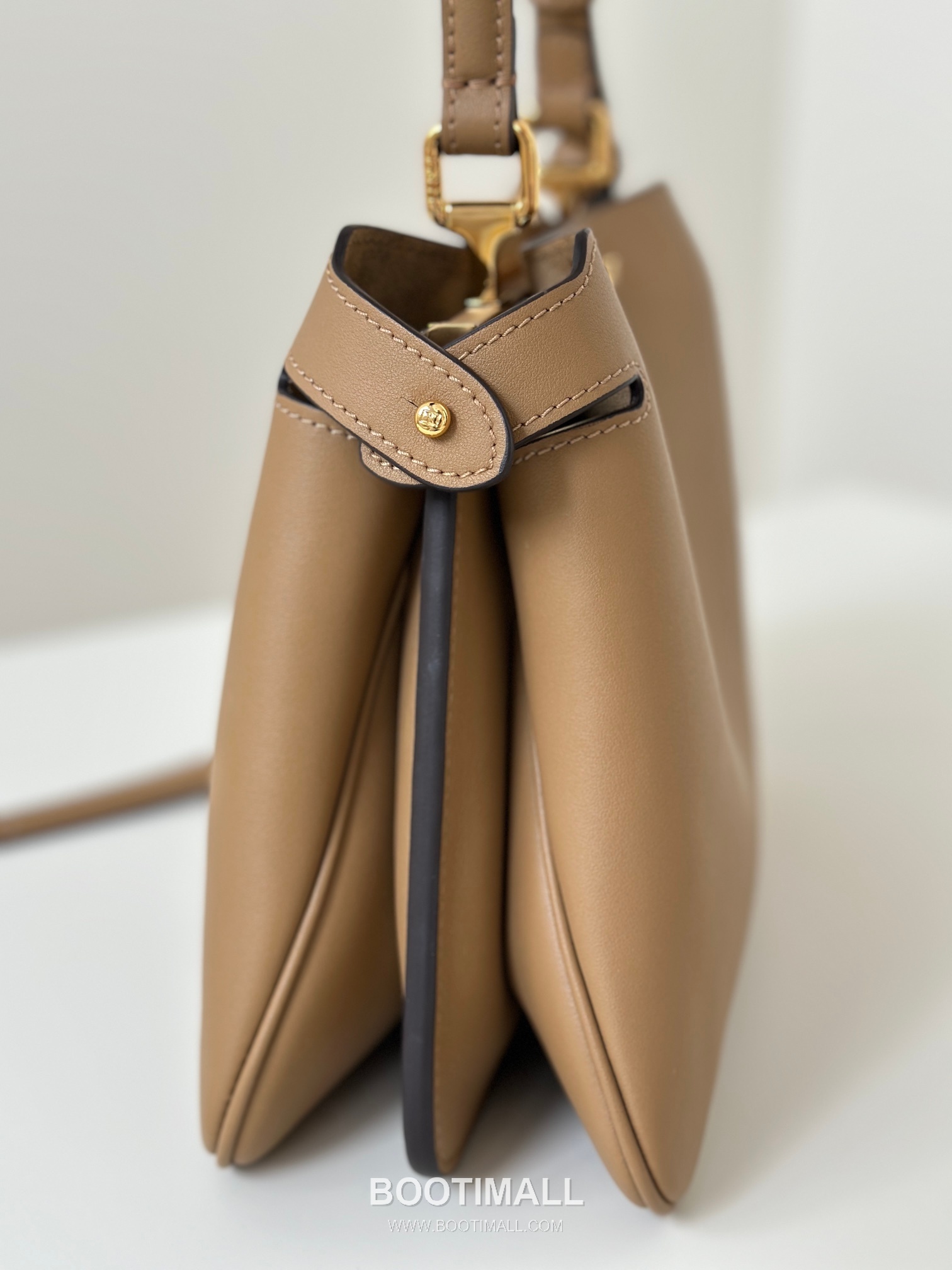 Fendi Peekaboo Small Calfskin Top Handle Bag 펜디 피카부 스몰 카프스킨 탑핸들백 29cm 7