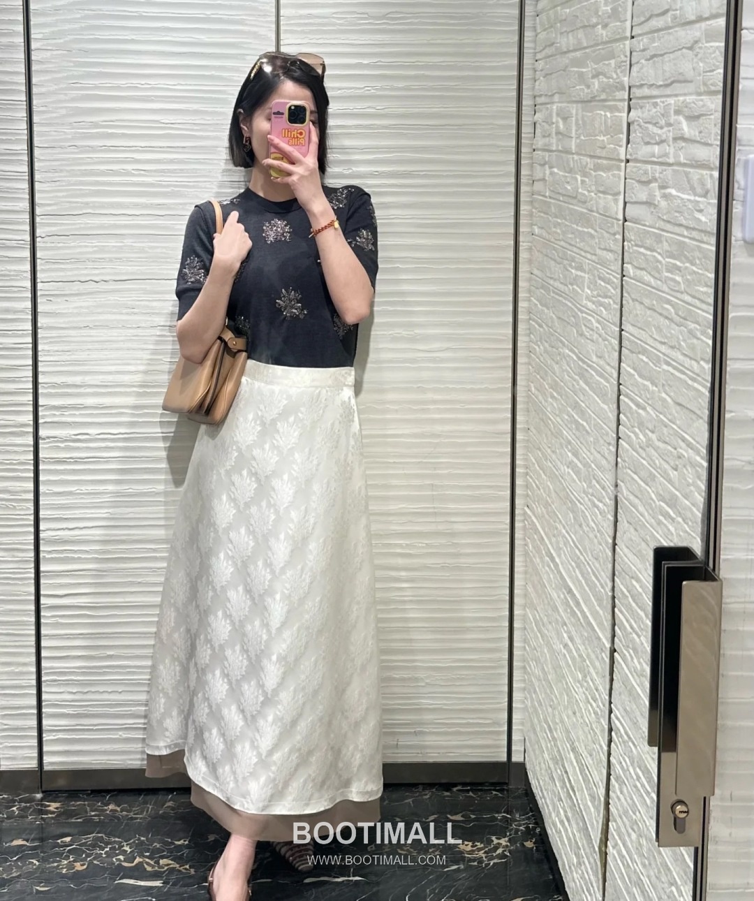 Fendi Peekaboo Small Calfskin Top Handle Bag 펜디 피카부 스몰 카프스킨 탑핸들백 29cm 18