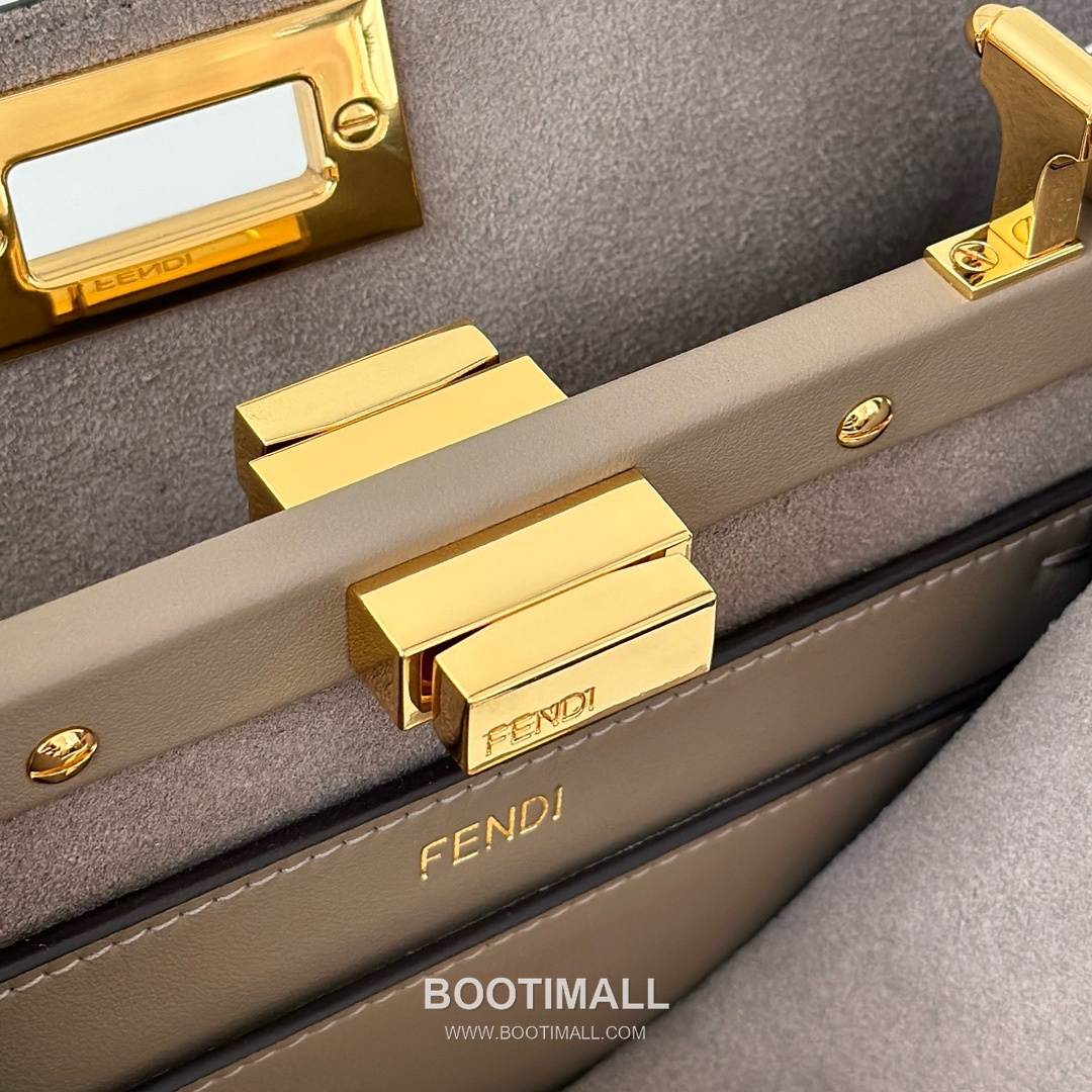 Fendi Peekaboo Small Calfskin Top Handle Bag 펜디 피카부 스몰 카프스킨 탑핸들백 29cm 11