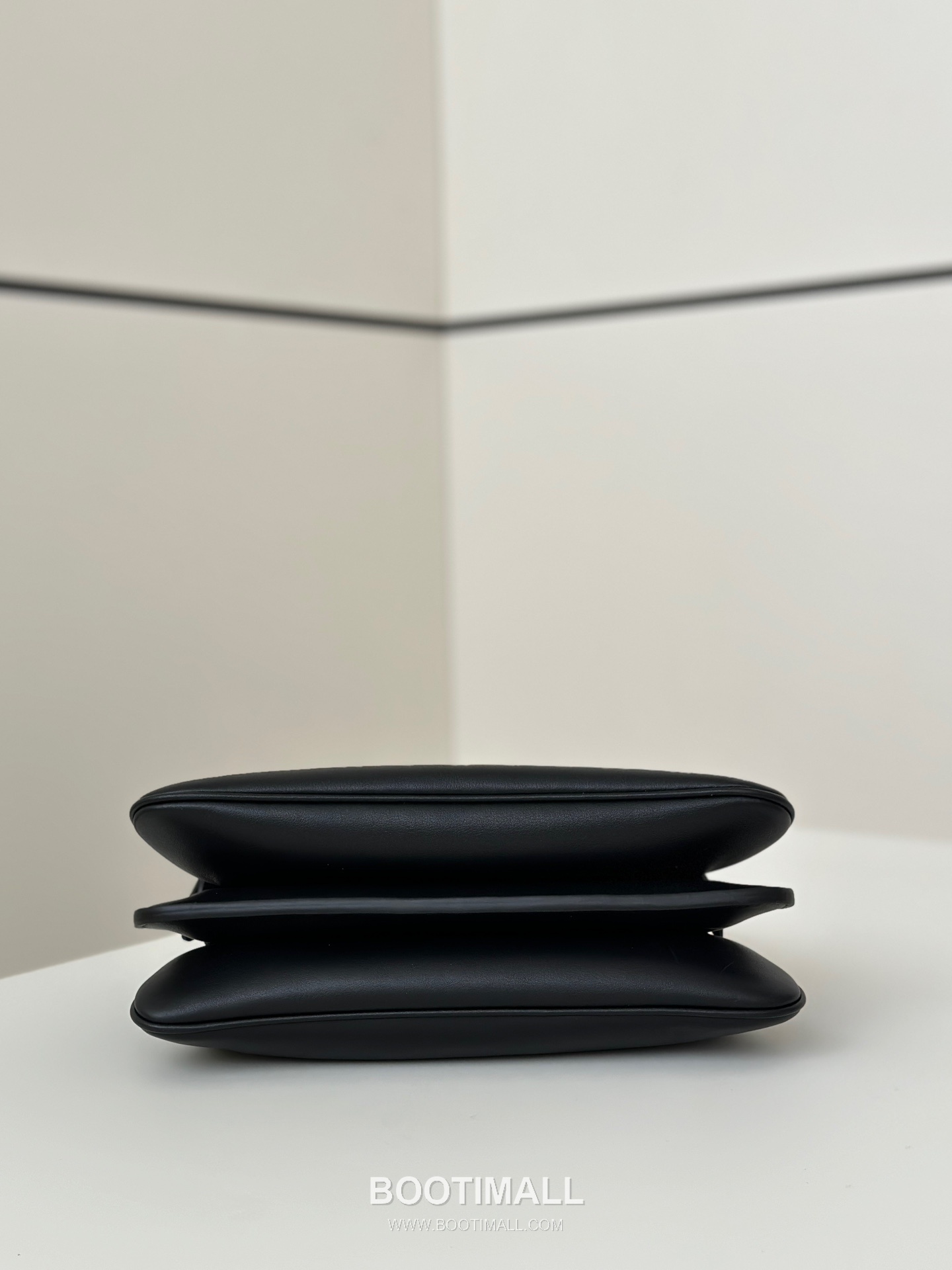 Fendi Peekaboo Small Calfskin Top Handle Bag 펜디 피카부 스몰 카프스킨 탑핸들백 29cm 7