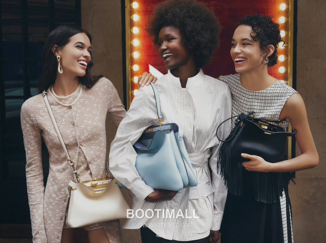 Fendi Peekaboo Small Calfskin Top Handle Bag 펜디 피카부 스몰 카프스킨 탑핸들백 29cm 4