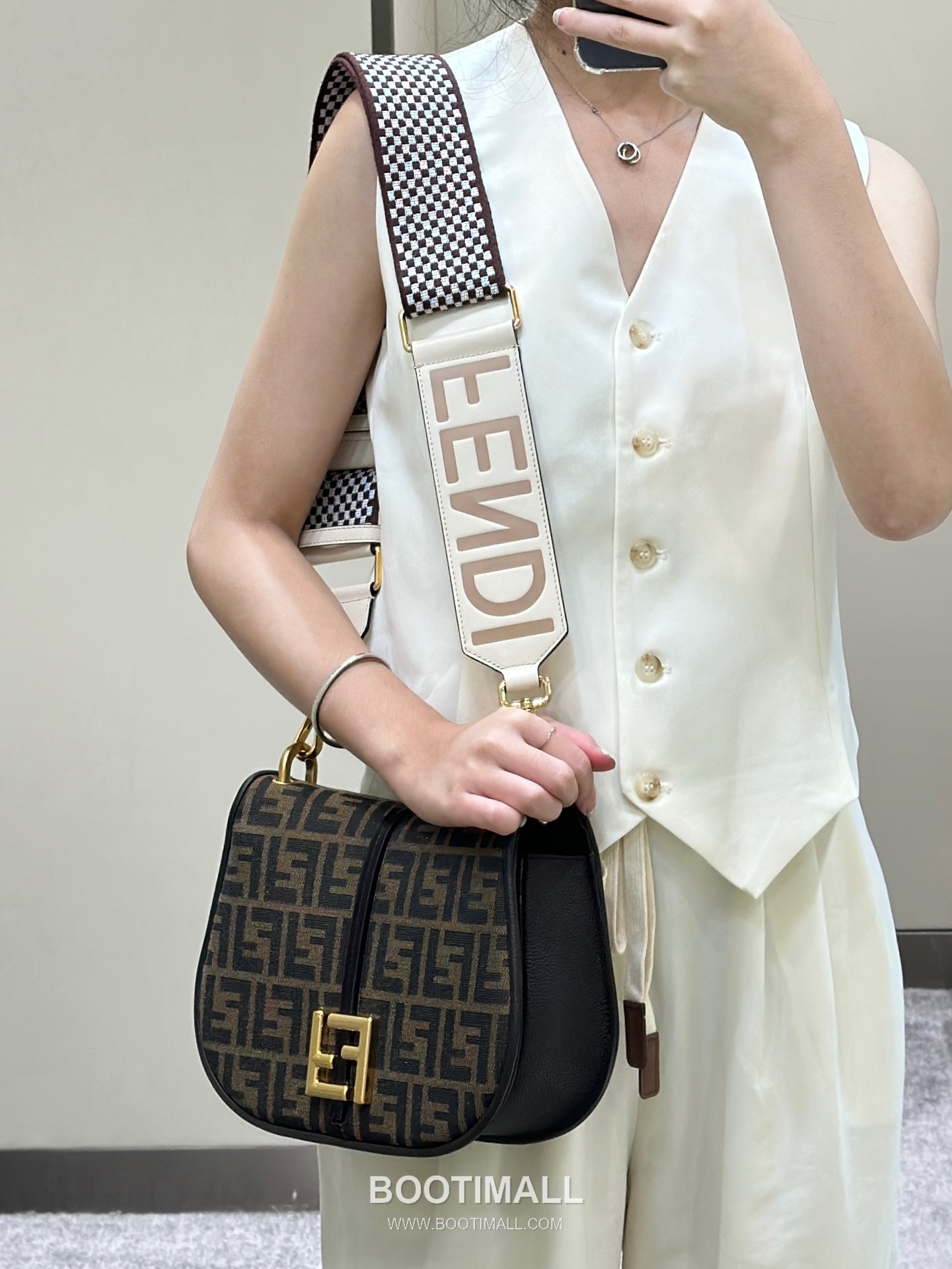Fendi C’mon FF Canvas Small Flap Shoulder Bag 펜디 컴온 FF 캔버스 스몰 플랩 숄더백 21cm 6