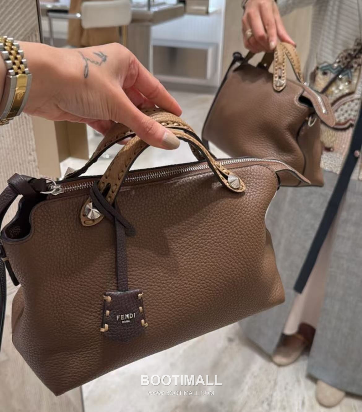 Fendi By The Way Selleria Calfskin Multicolor Top Handle Bag 펜디 바이 더 웨이 셀레리아 카프스킨 멀티컬러 탑핸들백 29cm 1