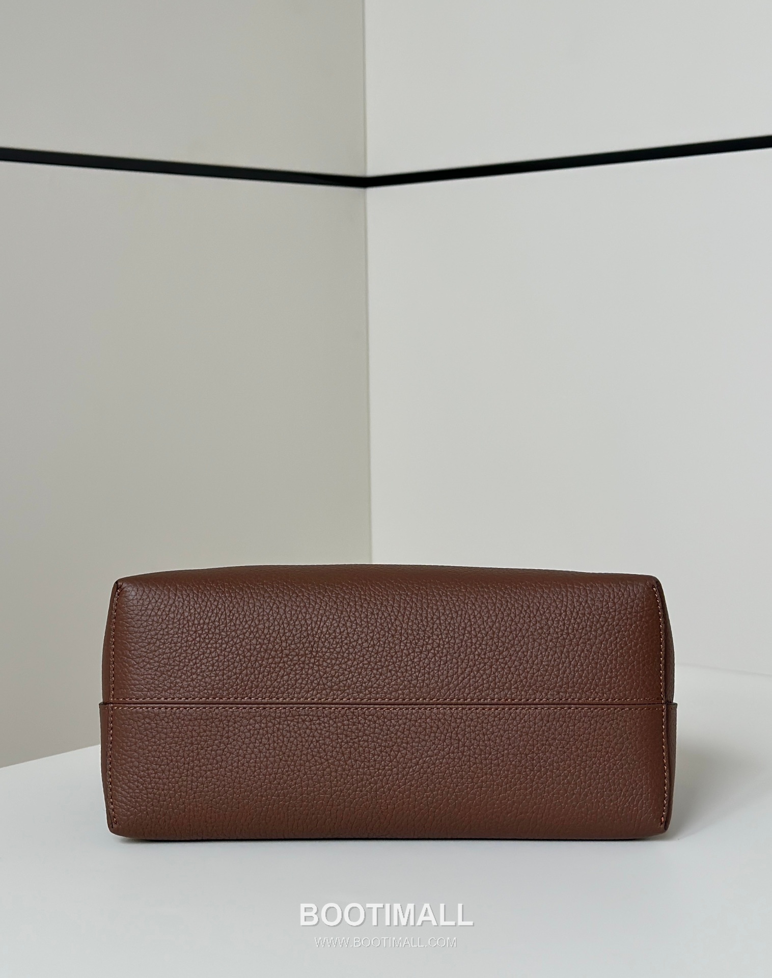 Fendi By The Way Selleria Calfskin Multicolor Top Handle Bag 펜디 바이 더 웨이 셀레리아 카프스킨 멀티컬러 탑핸들백 29cm 13