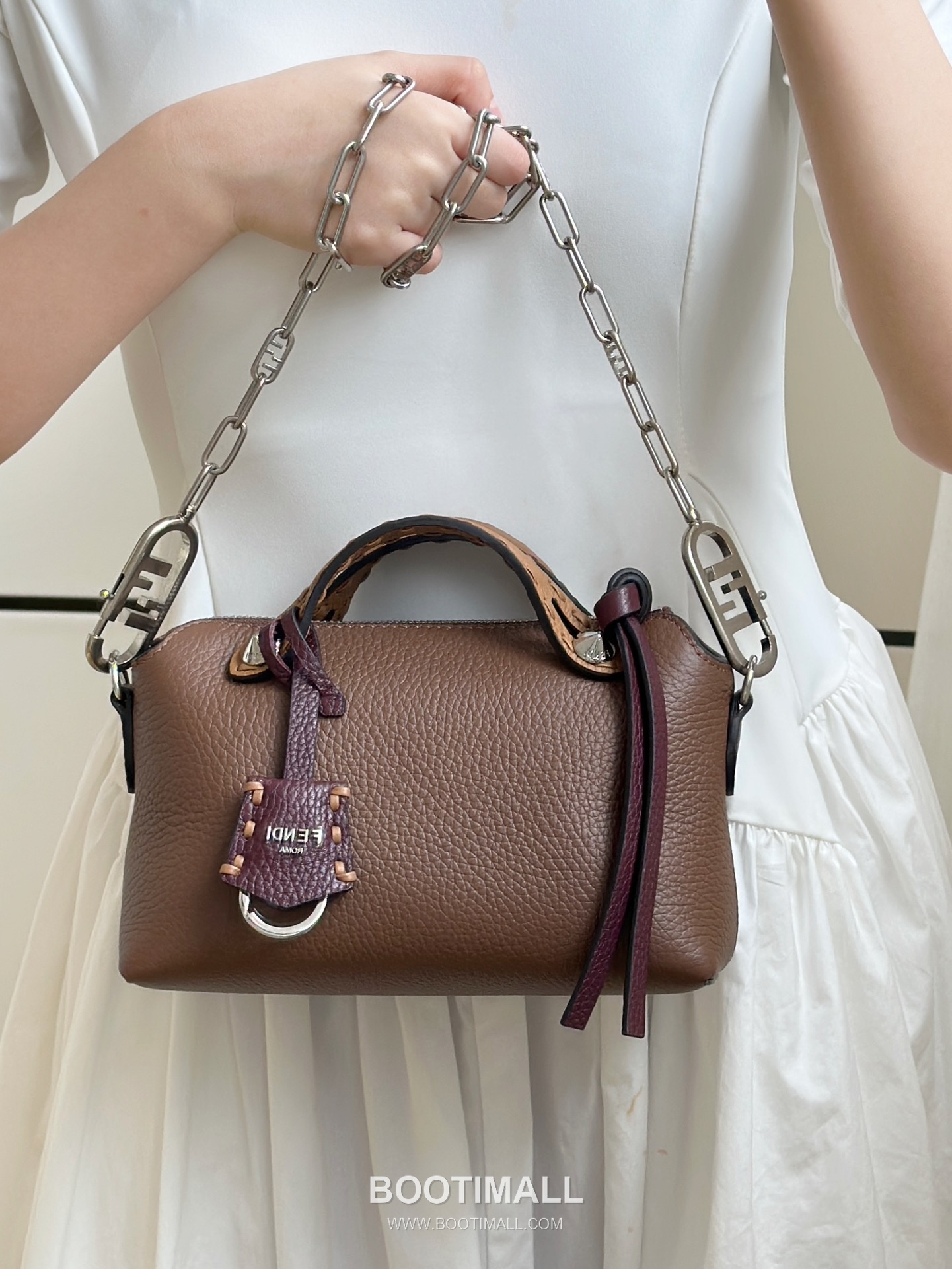 Fendi By The Way Selleria Calfskin Multicolor Top Handle Bag 펜디 바이 더 웨이 셀레리아 카프스킨 멀티컬러 탑핸들백 20cm 1