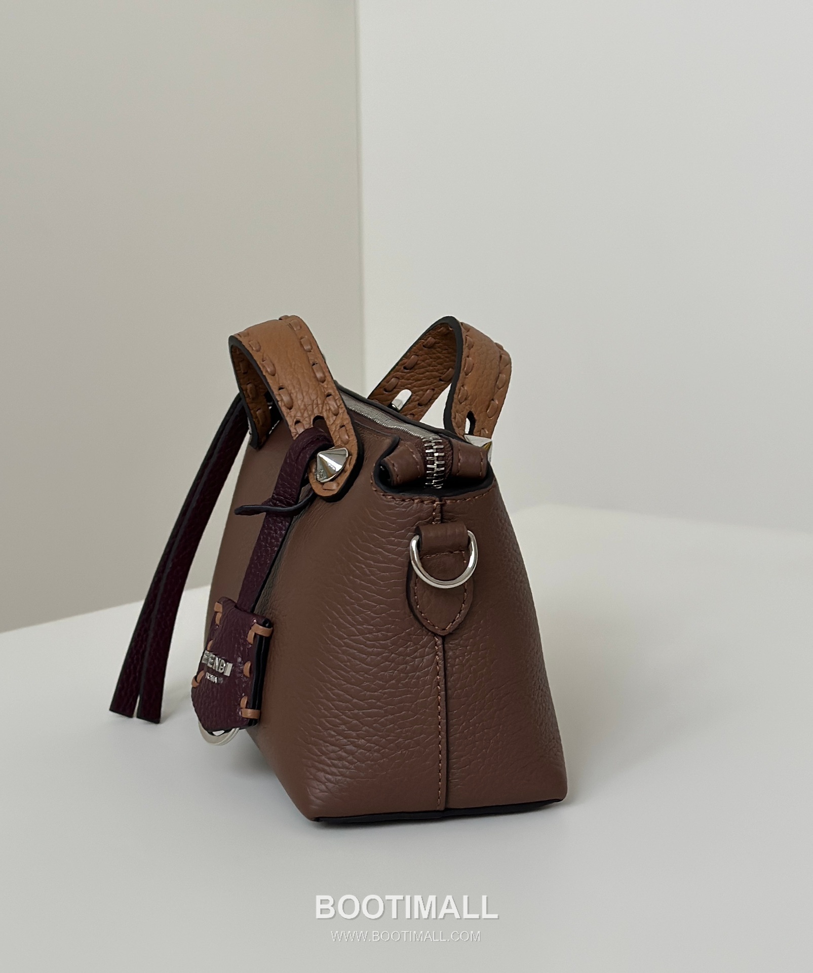 Fendi By The Way Selleria Calfskin Multicolor Top Handle Bag 펜디 바이 더 웨이 셀레리아 카프스킨 멀티컬러 탑핸들백 20cm 8